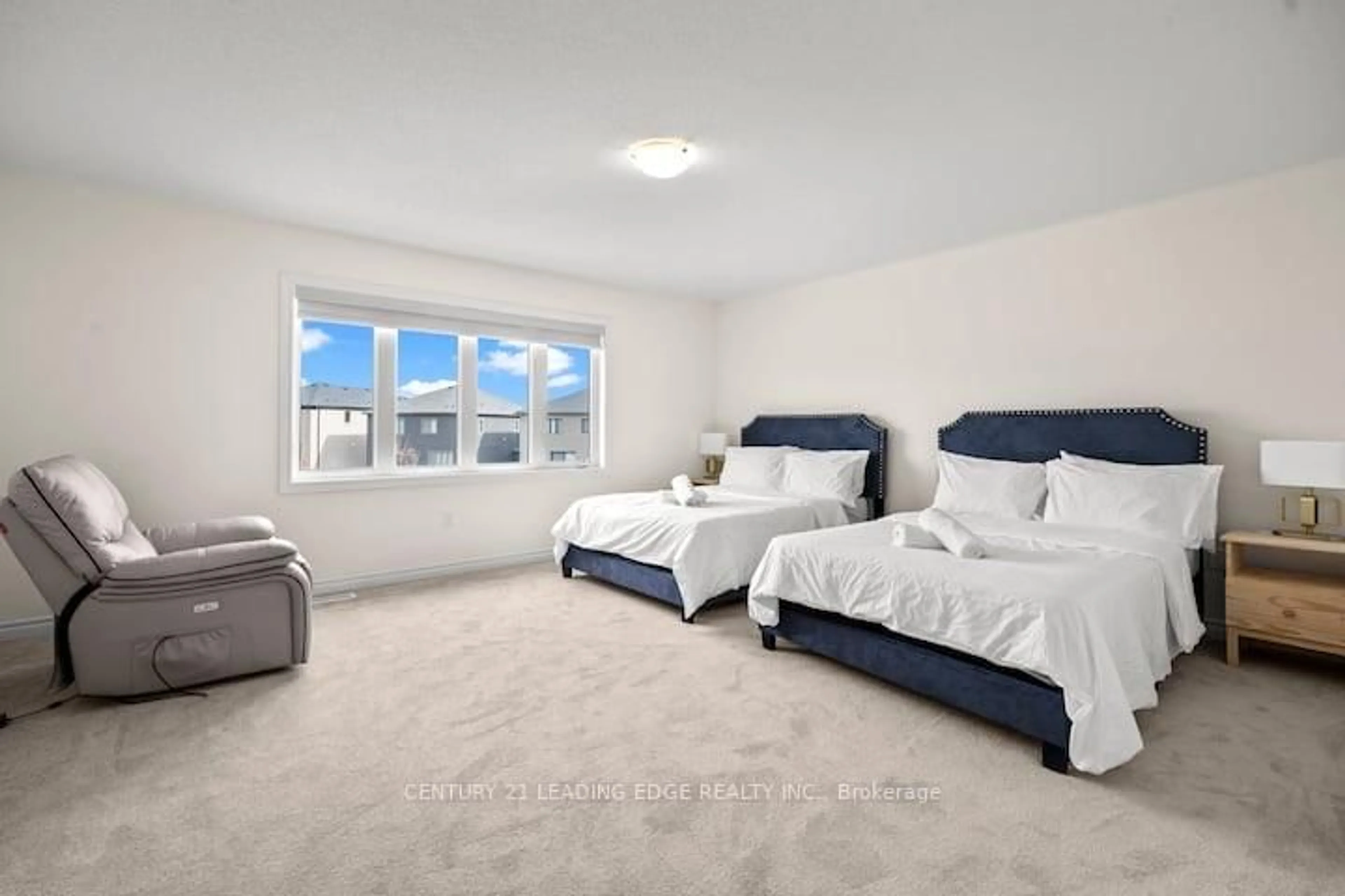 A pic of a room for 165 ROSANNE Circ, Wasaga Beach Ontario L9Z 0N1
