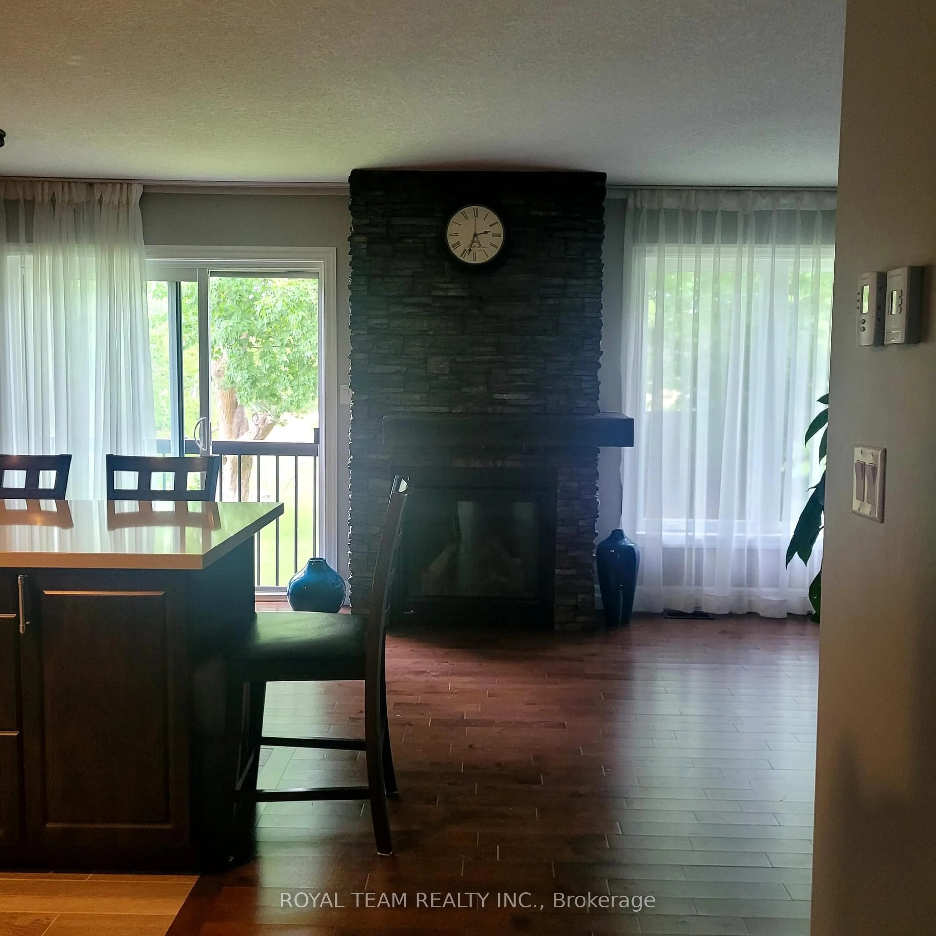 Unknown for 1021 Bannister St, Tay Ontario L0L 1P0