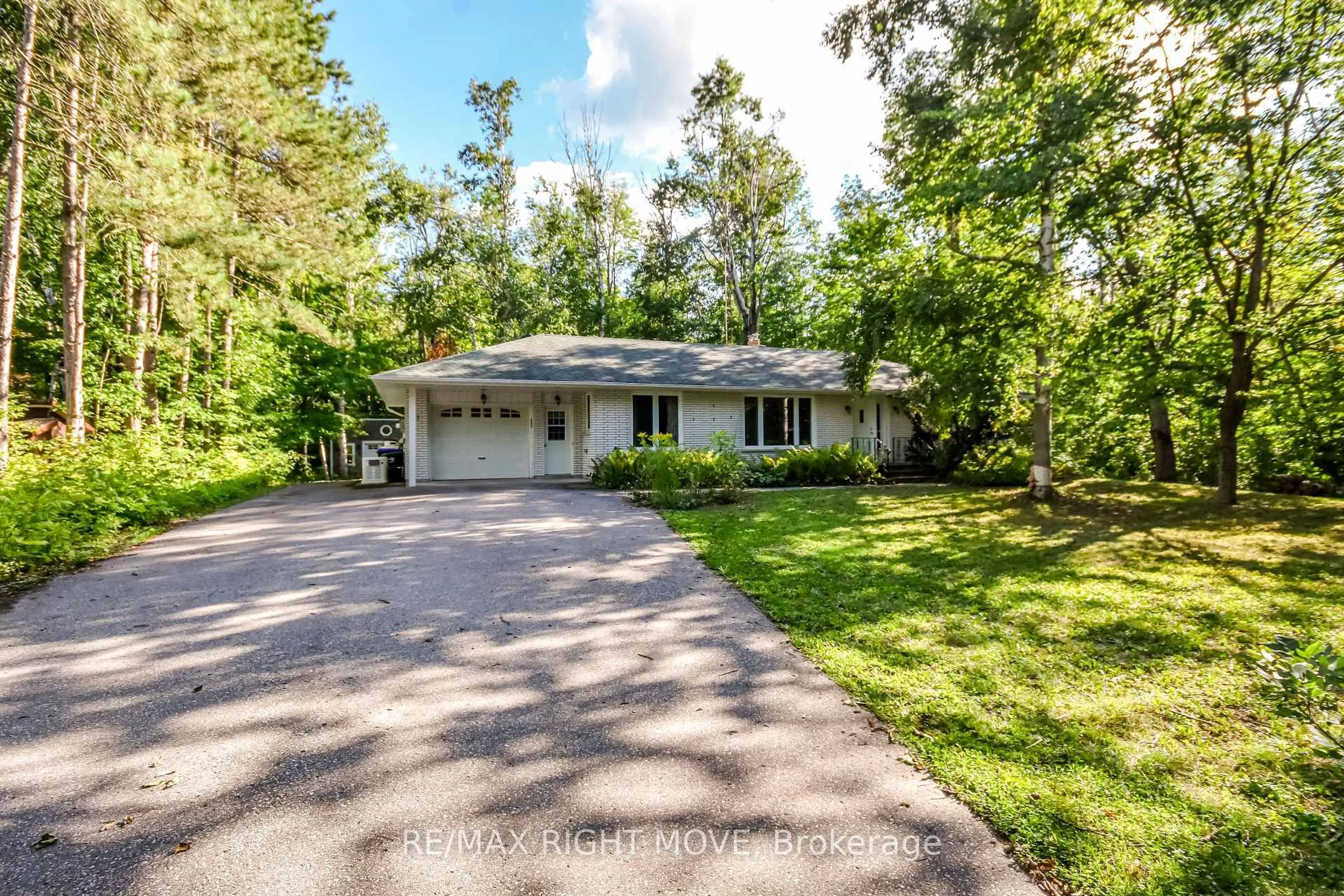 A pic from outside/outdoor area/front of a property/back of a property/a pic from drone, street for 1781 Mt. St. Louis Rd, Oro-Medonte Ontario L0K 1E0
