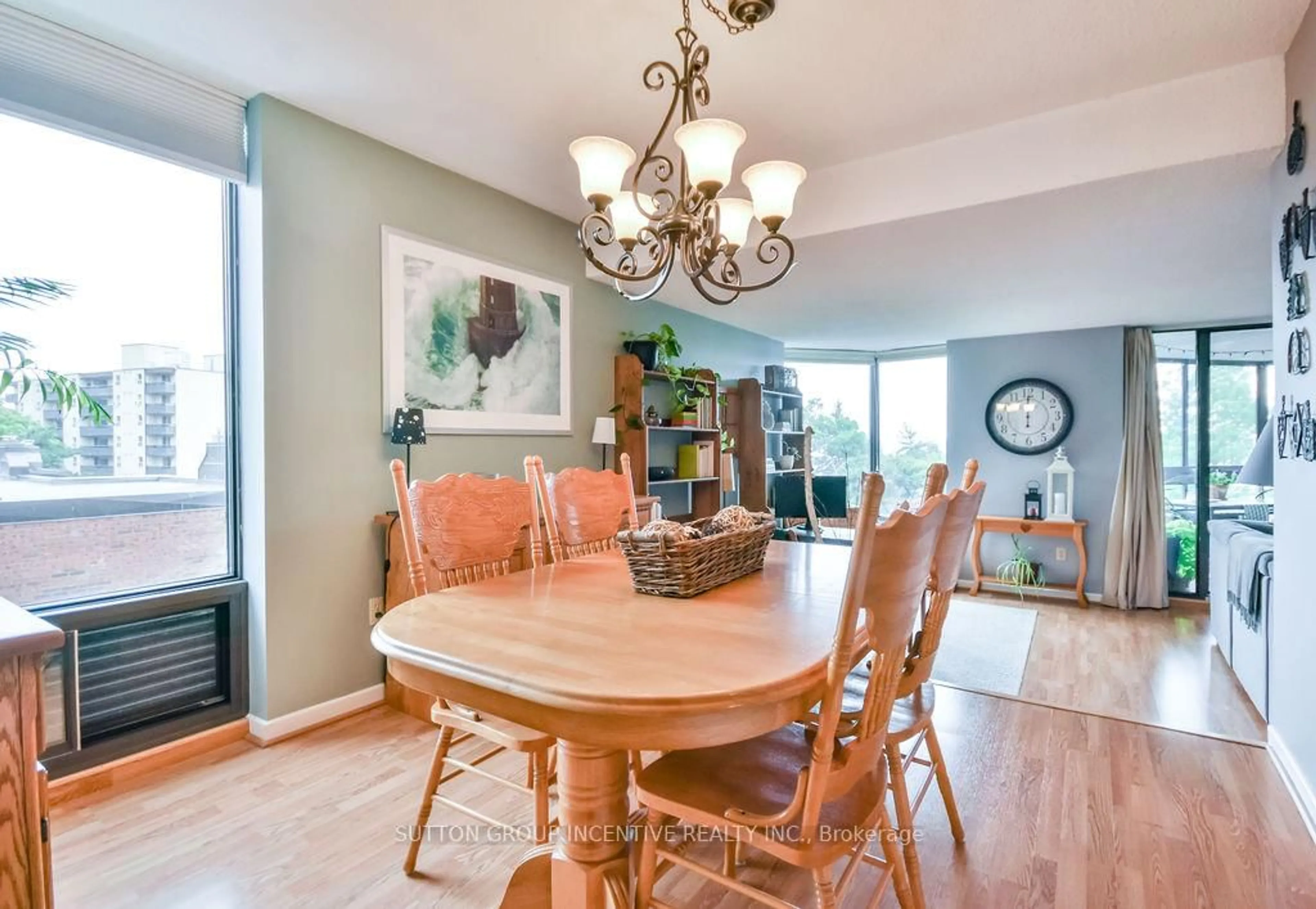 Dining room, unknown for 181 Collier St #307, Barrie Ontario L4M 5L6