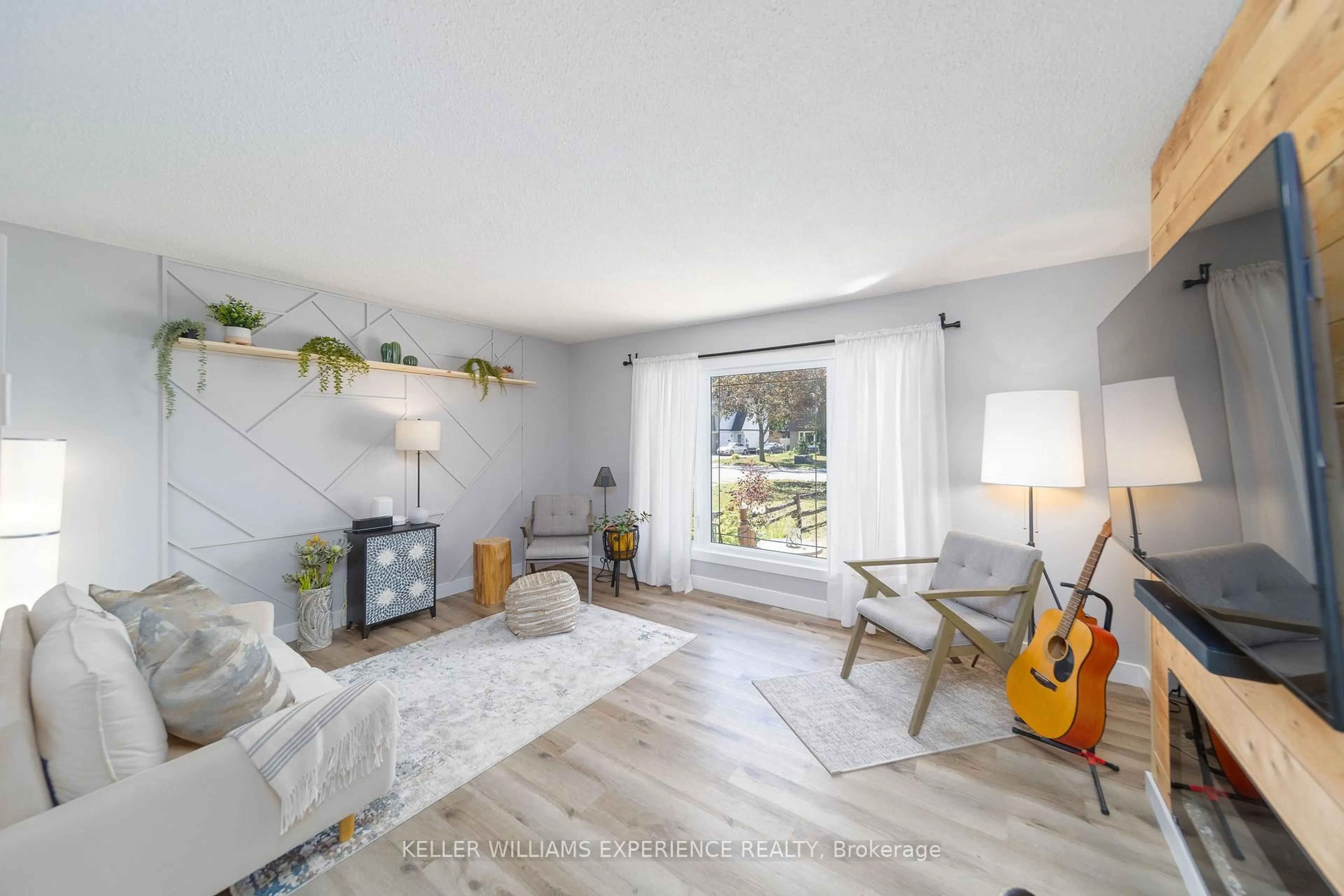 Living room with furniture, unknown for 23 Wilde Pl, Barrie Ontario L4N 4W6