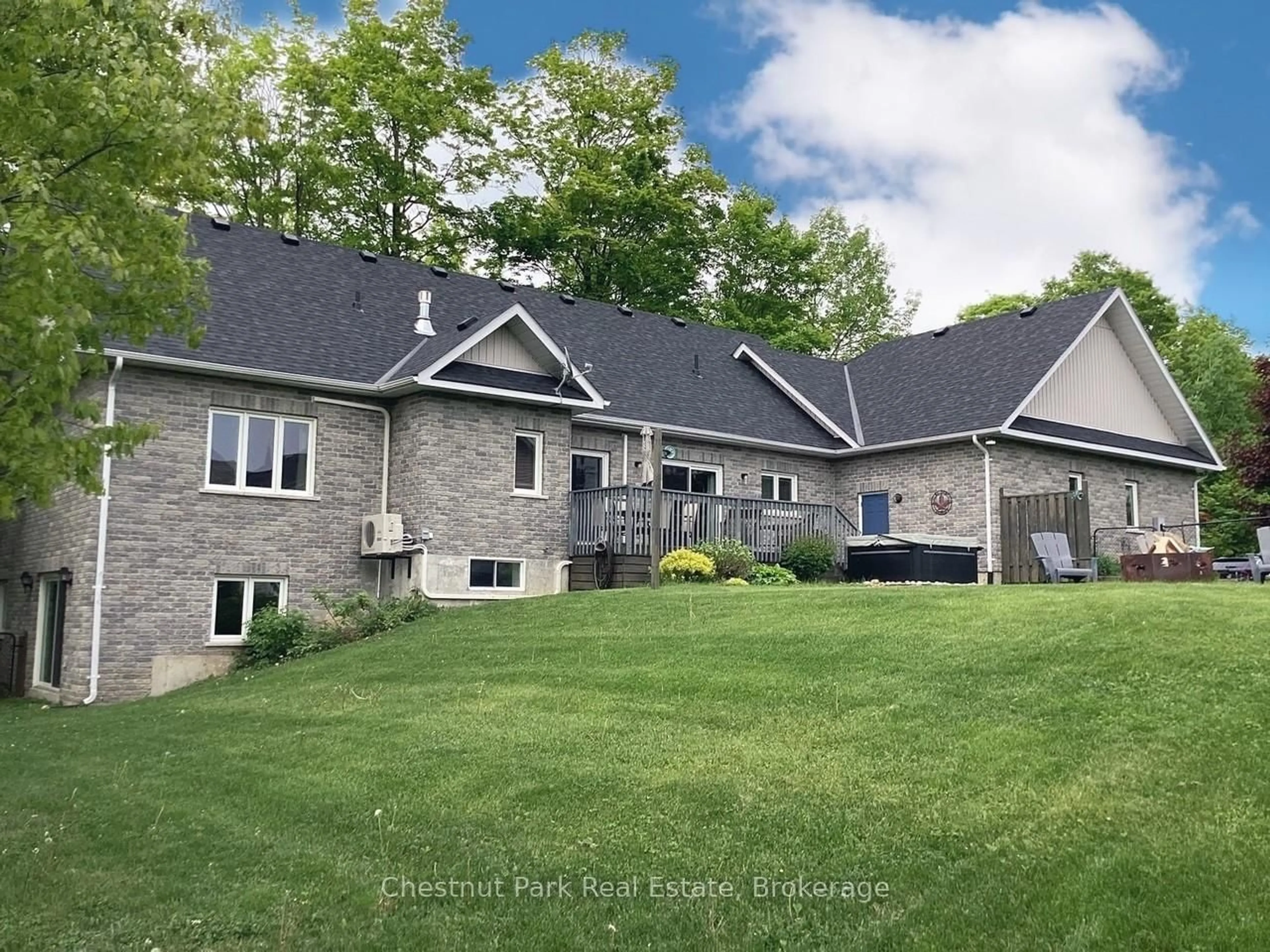 Unknown for 28 Boyd Cres, Oro-Medonte Ontario L0K 1N0