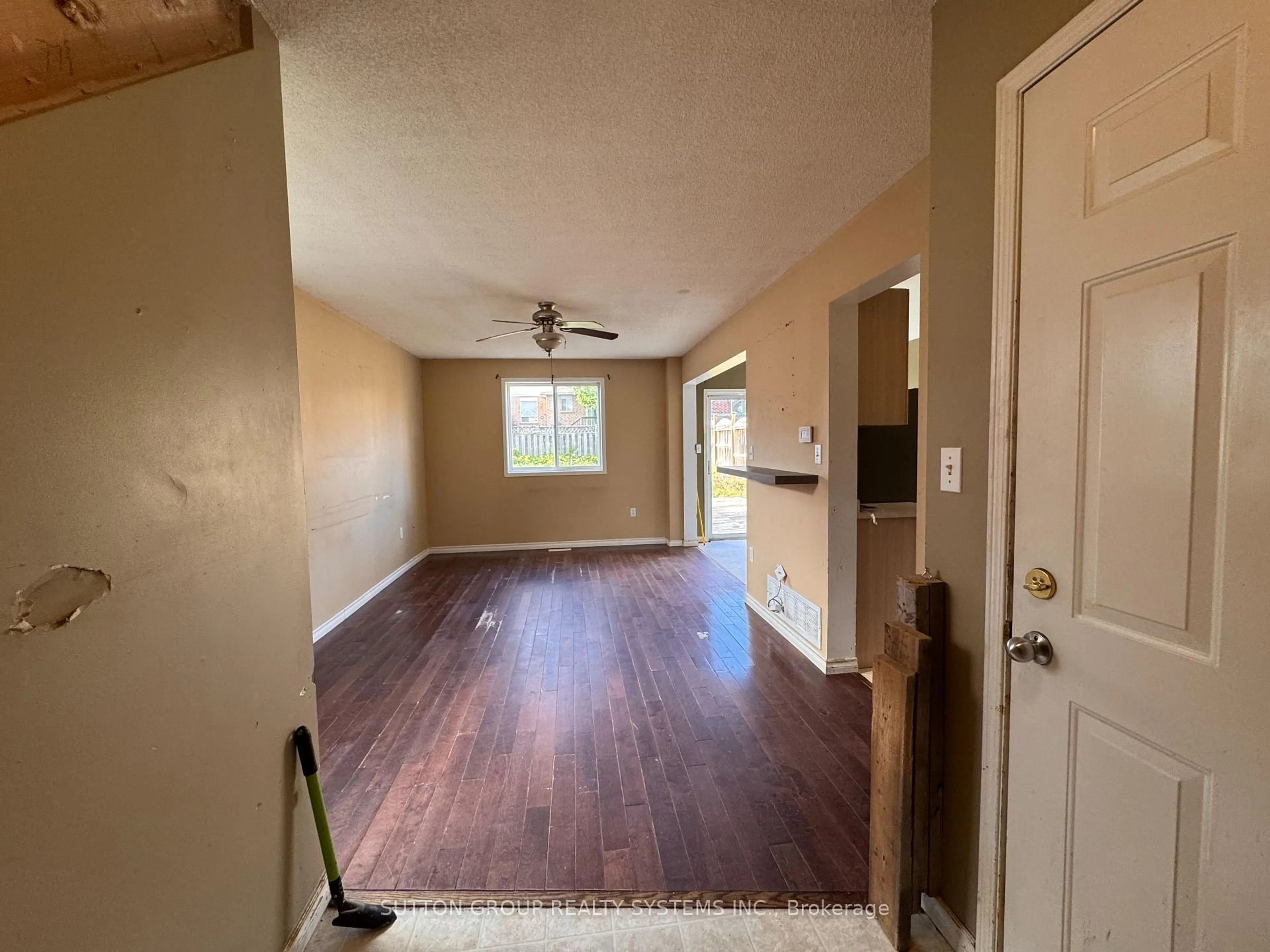 A pic of a room for 53 Hersey Cres, Barrie Ontario L4N 8R2