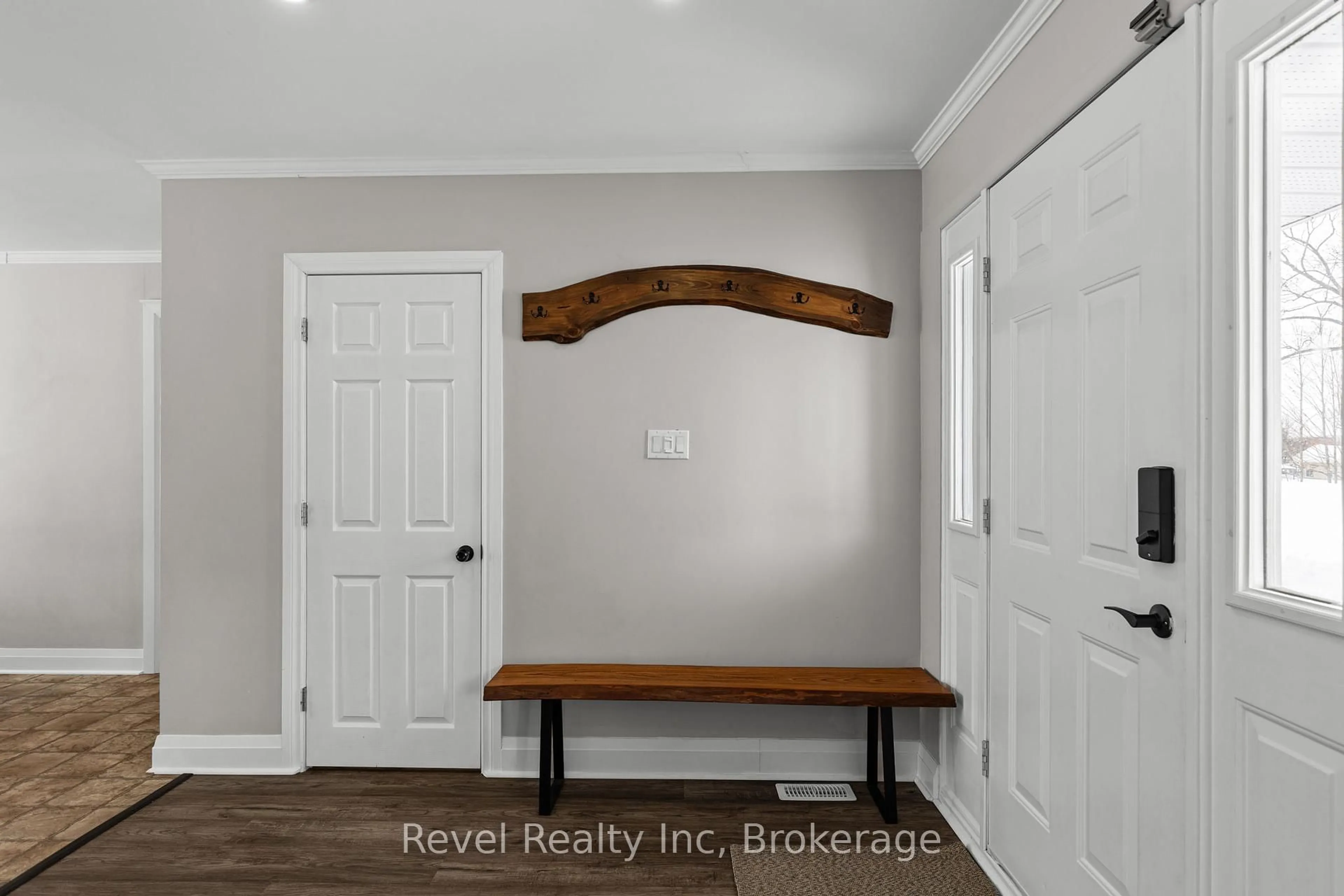 Indoor entryway for 21 John St, Springwater Ontario L0L 1P0
