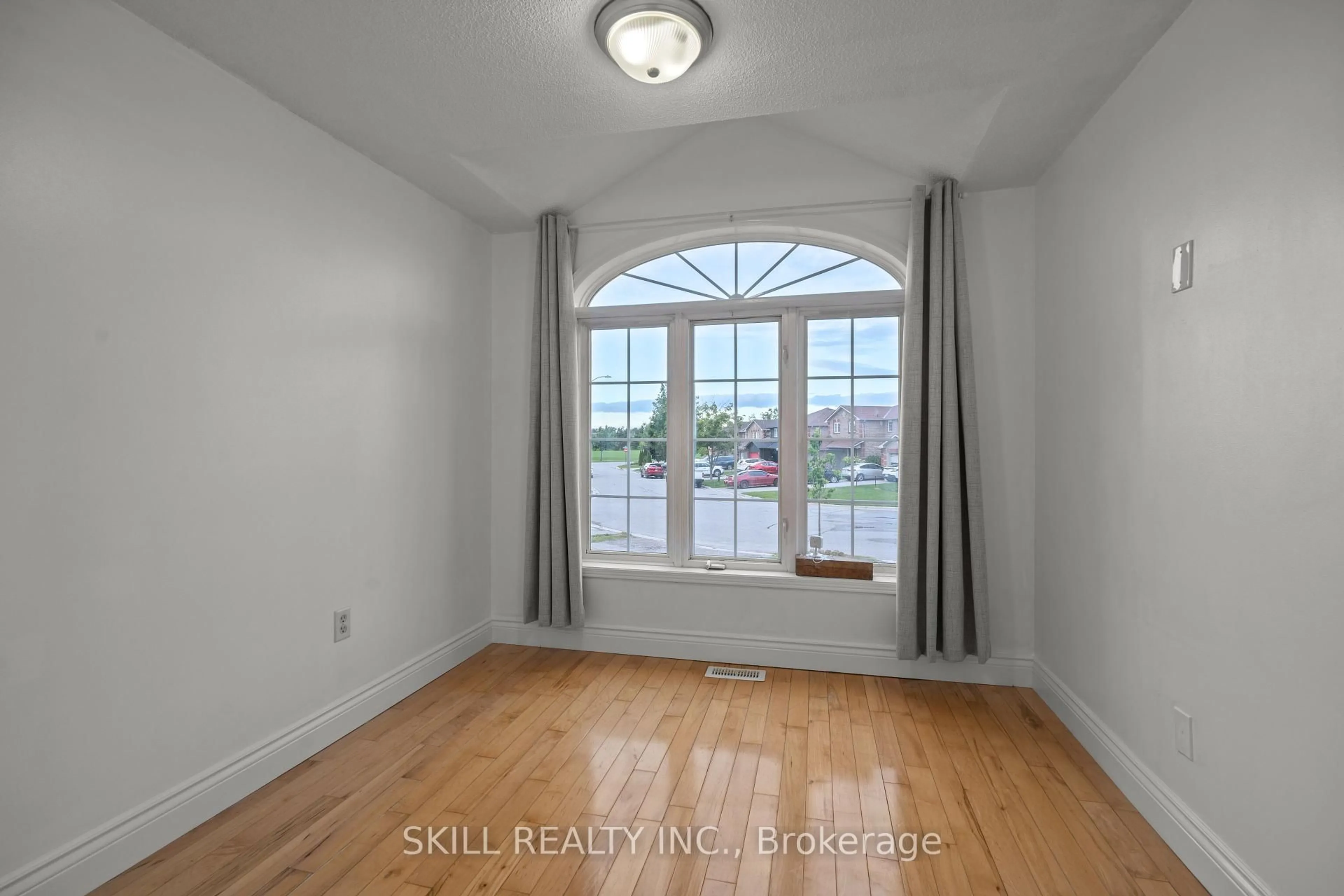 A pic of a room for 26 Weymouth Rd, Barrie Ontario L4M 6R9