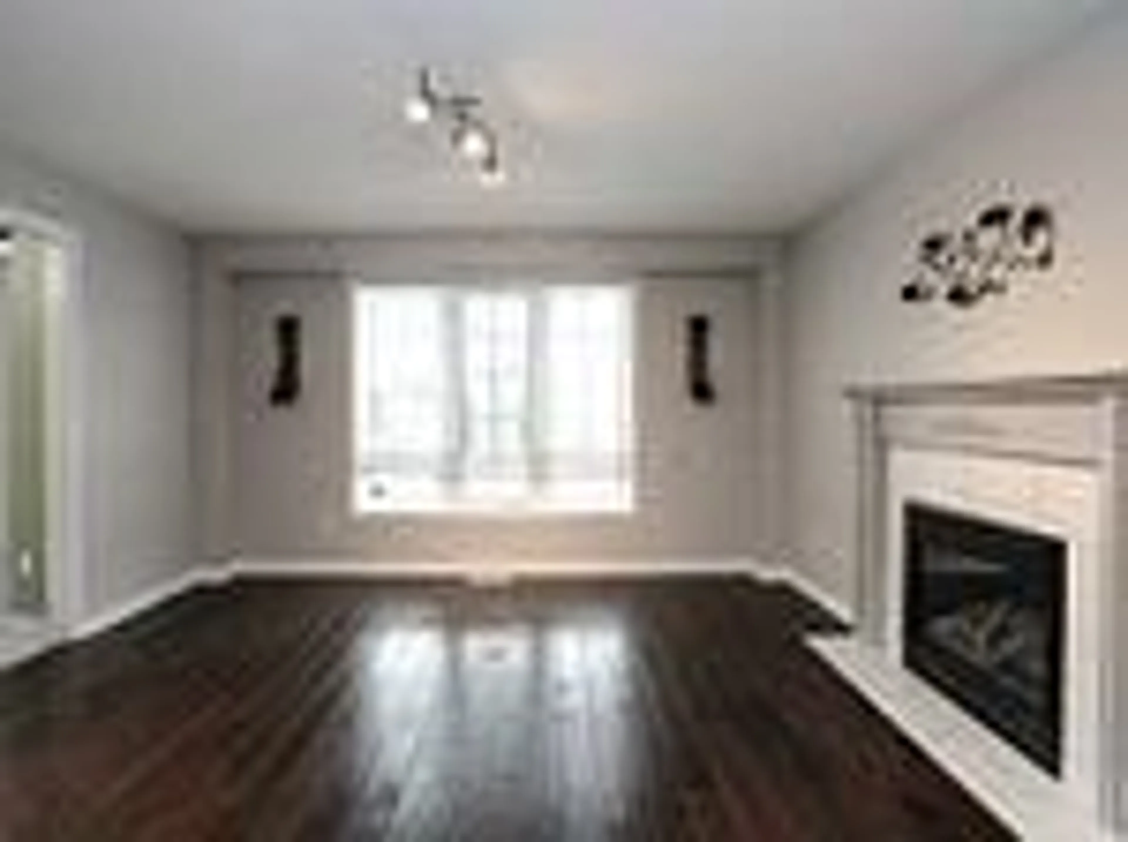 A pic of a room for 83 Cloughley Dr, Barrie Ontario L4N 9T8
