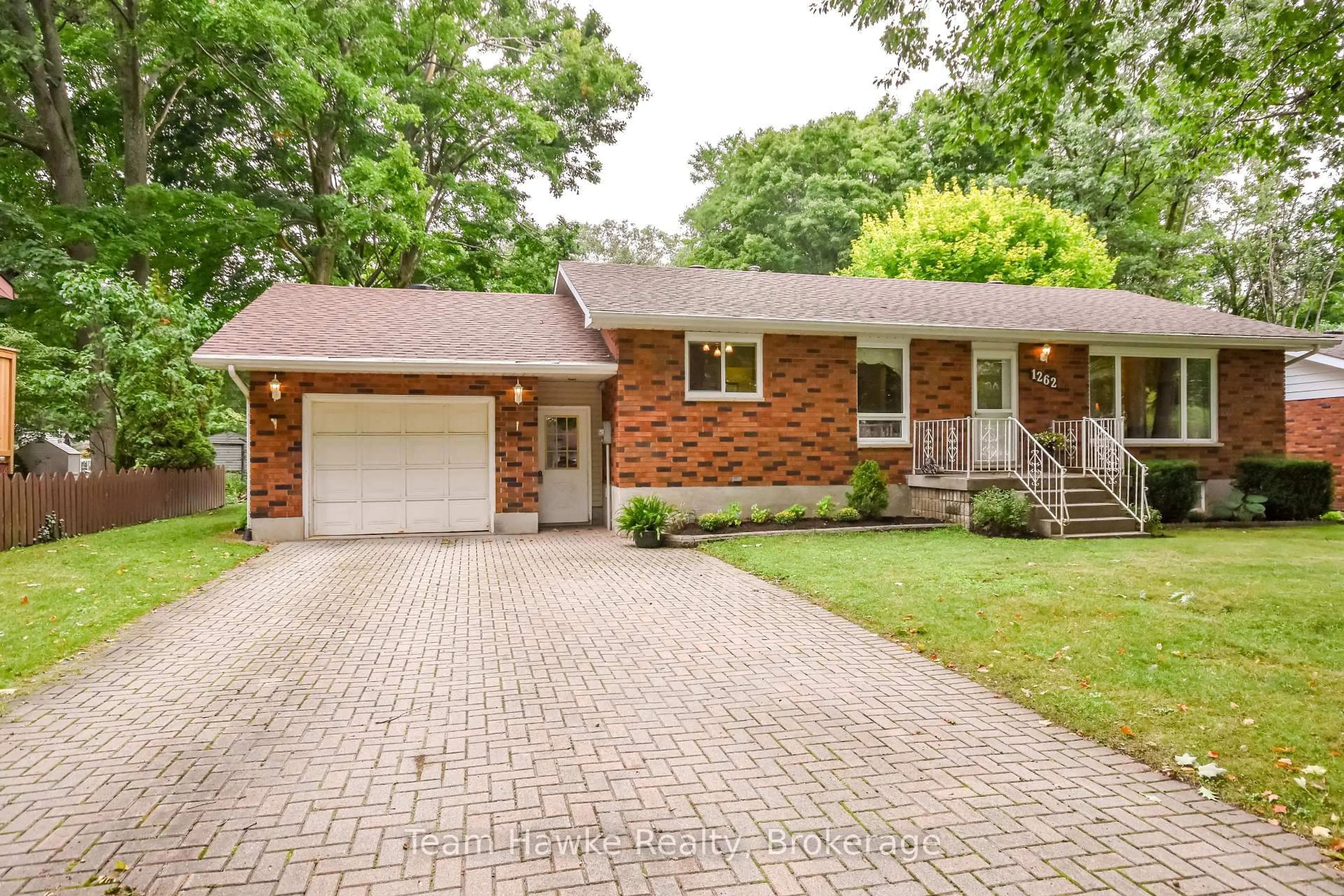 Home with brick exterior material, street for 1262 Everton Rd, Midland Ontario L4R 5J5