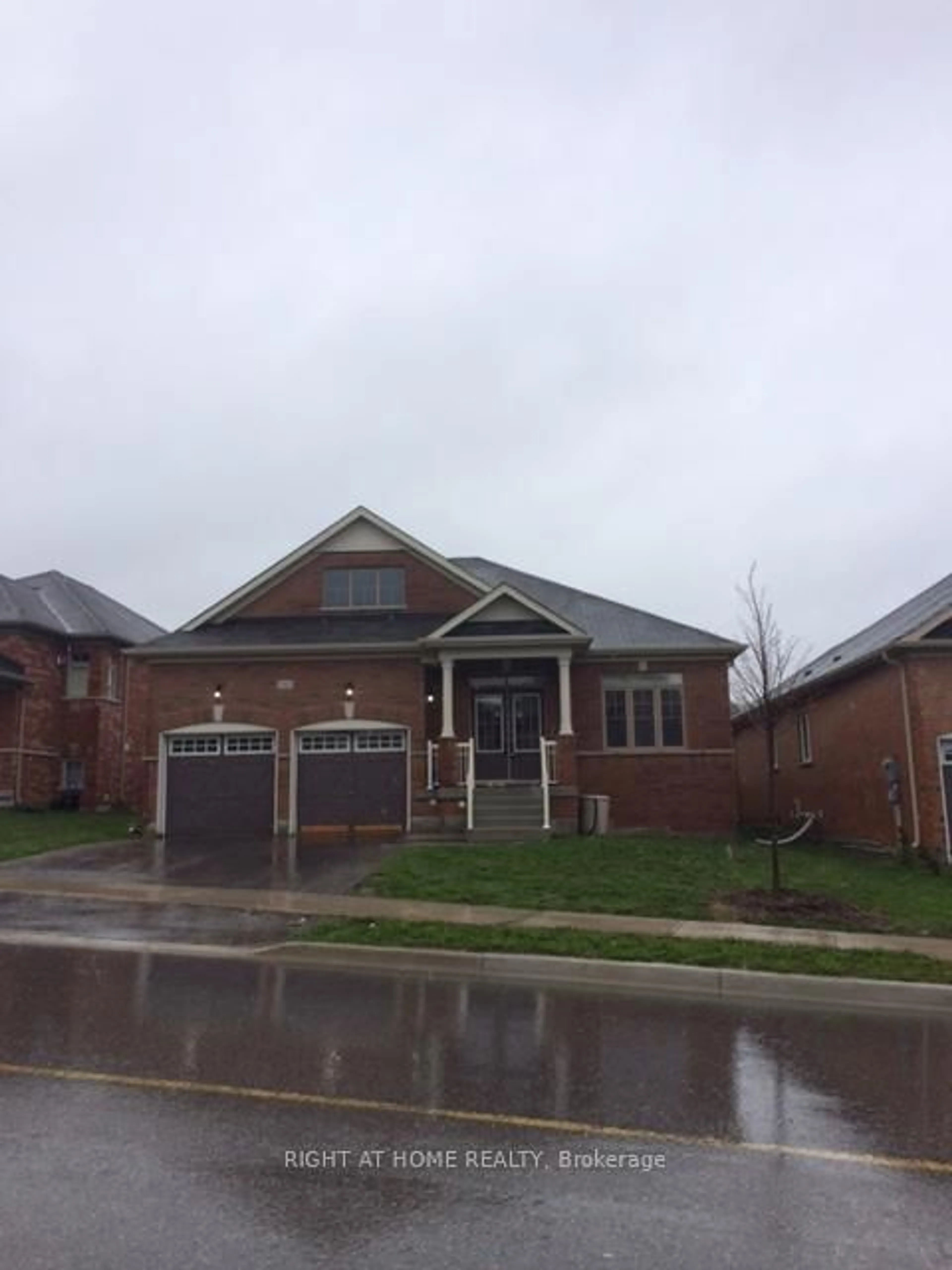 Home with brick exterior material, street for 262 Kozlov St, Barrie Ontario L4N 6R7