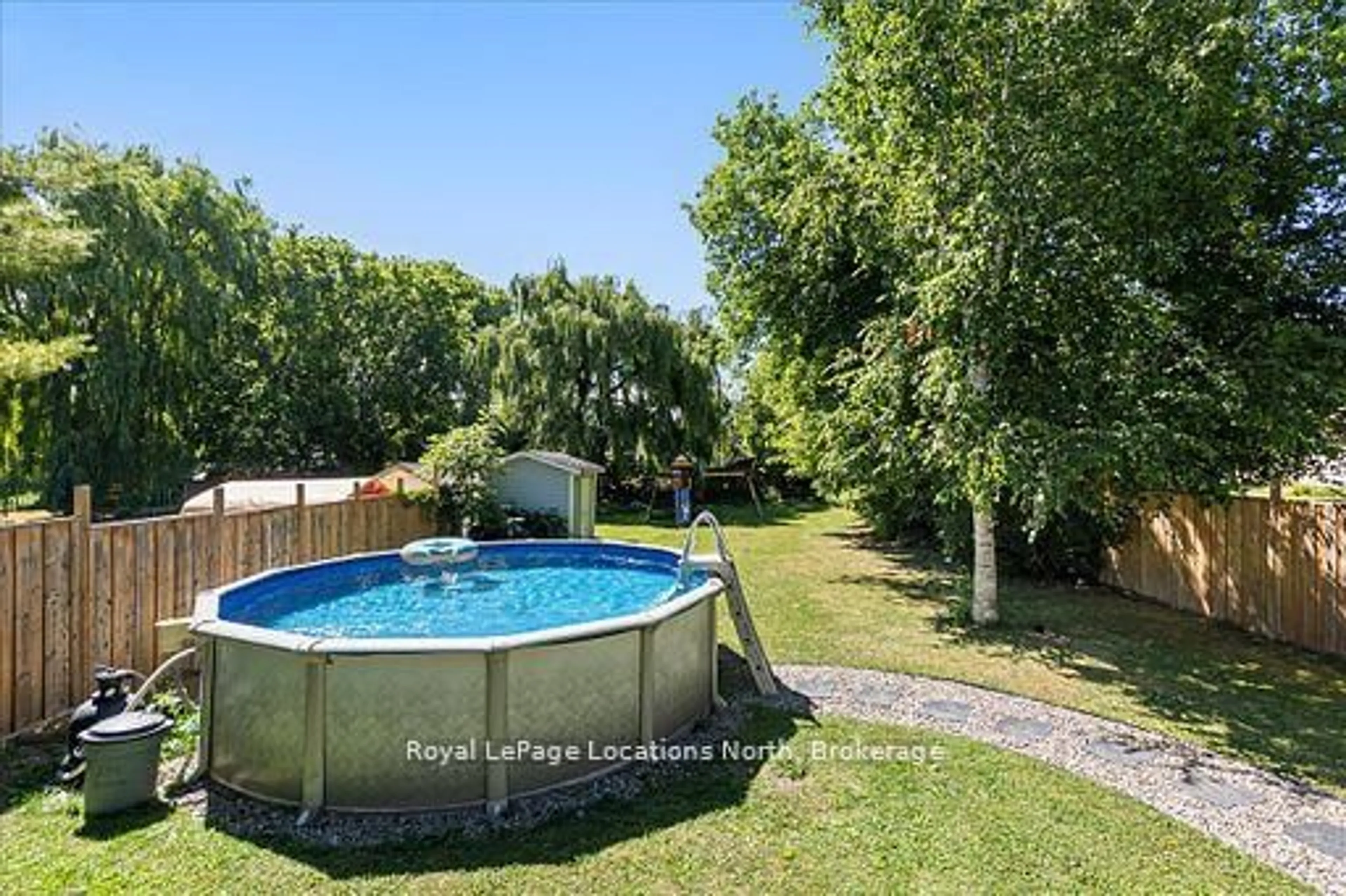 Pool for 201 Beech St, Clearview Ontario L0M 1S0