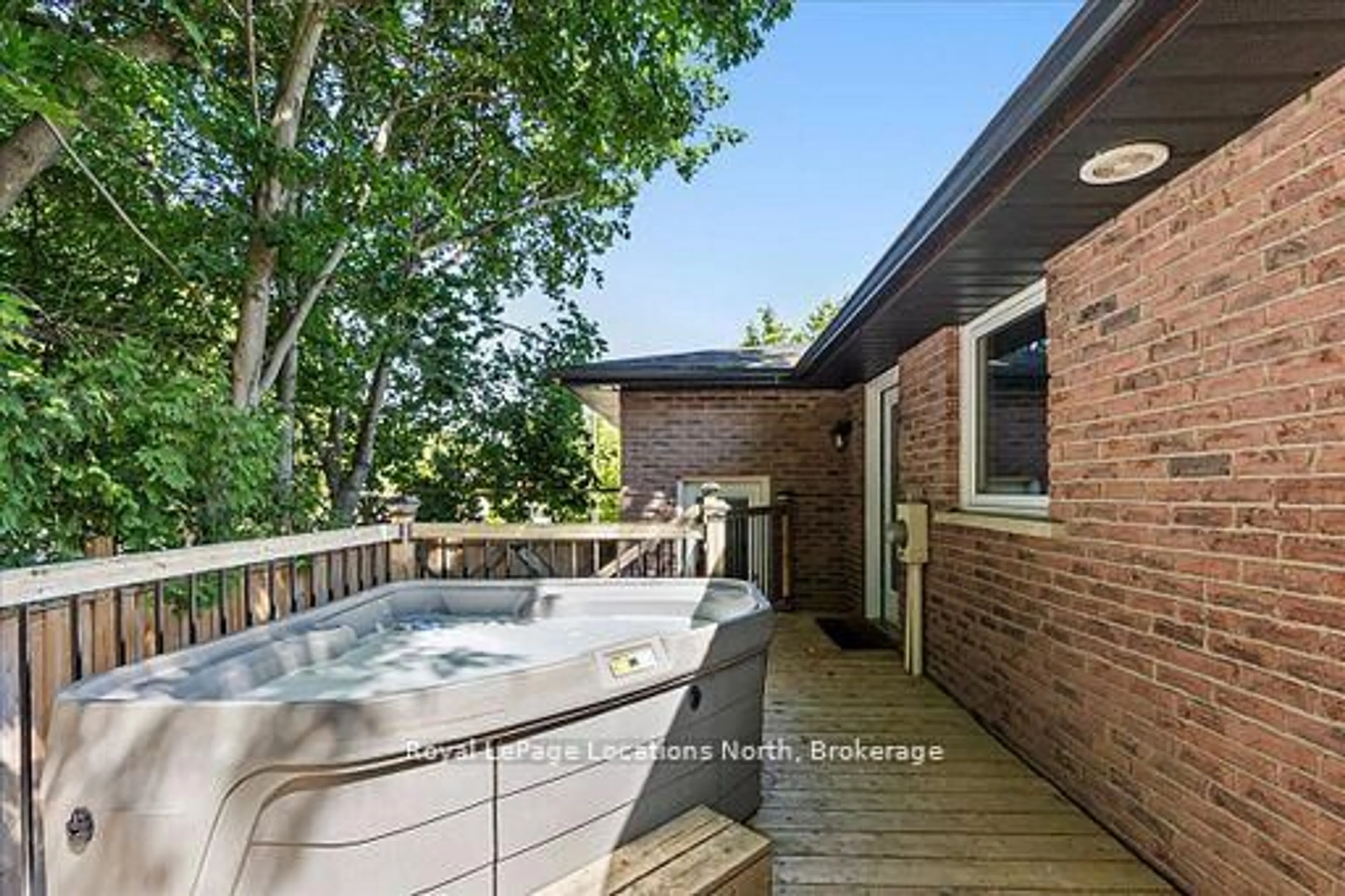 Patio, water/lake/river/ocean view for 201 Beech St, Clearview Ontario L0M 1S0