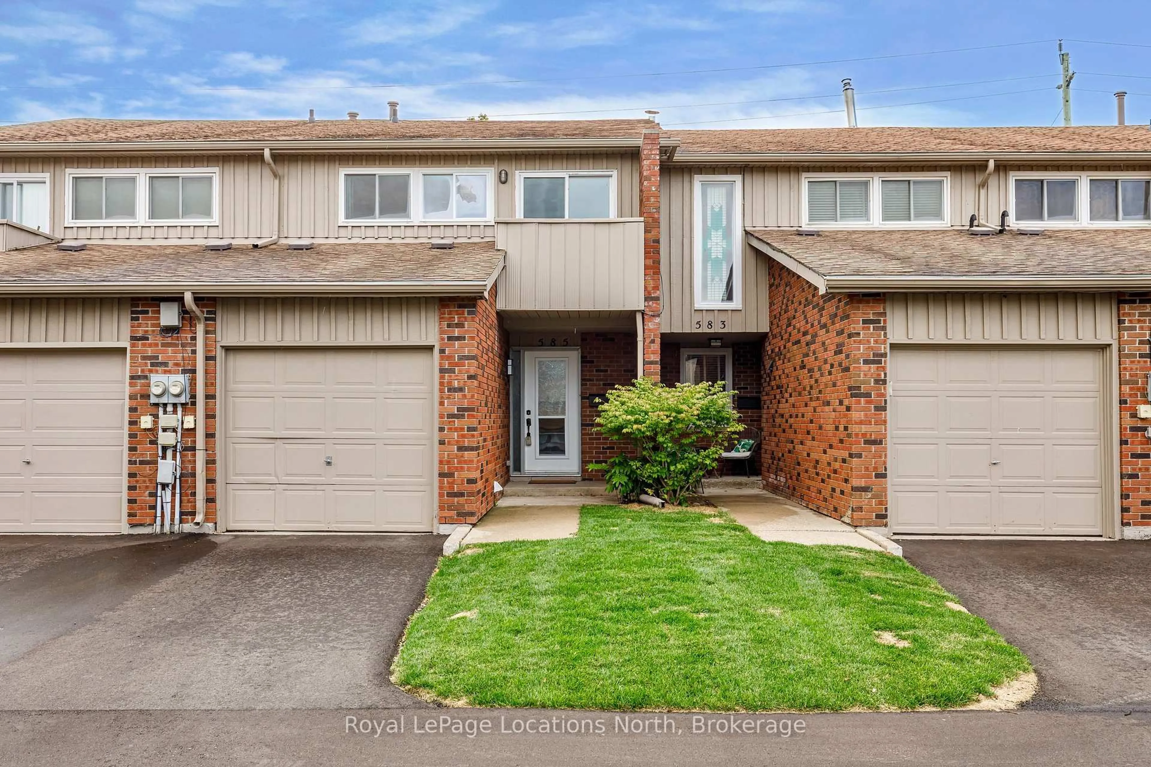 Unknown for 585 Tenth St, Collingwood Ontario L9Y 4K6