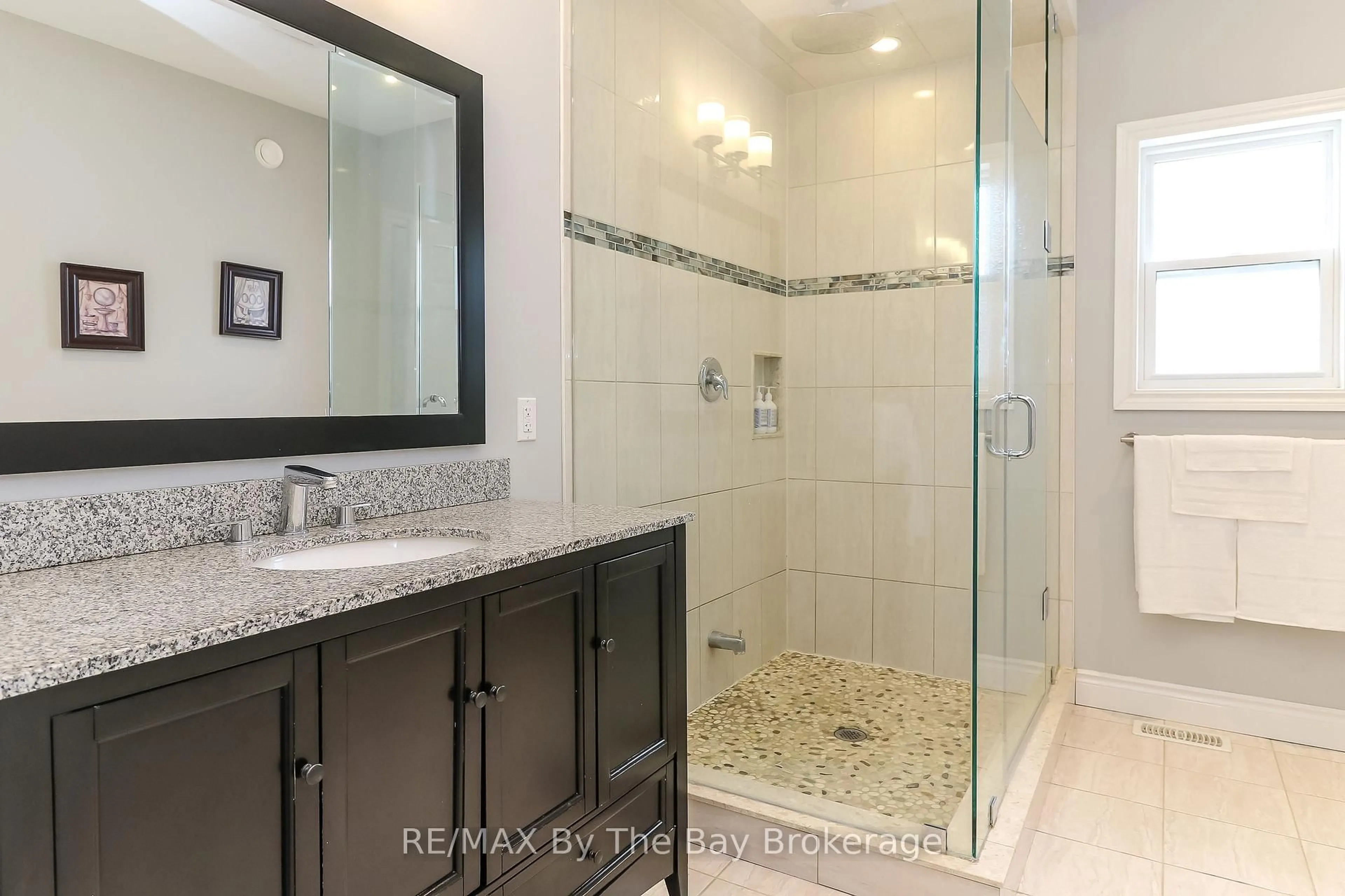 Contemporary bathroom, ceramic/tile floor for 37 Wesley Ave, Wasaga Beach Ontario L9Z 1C8