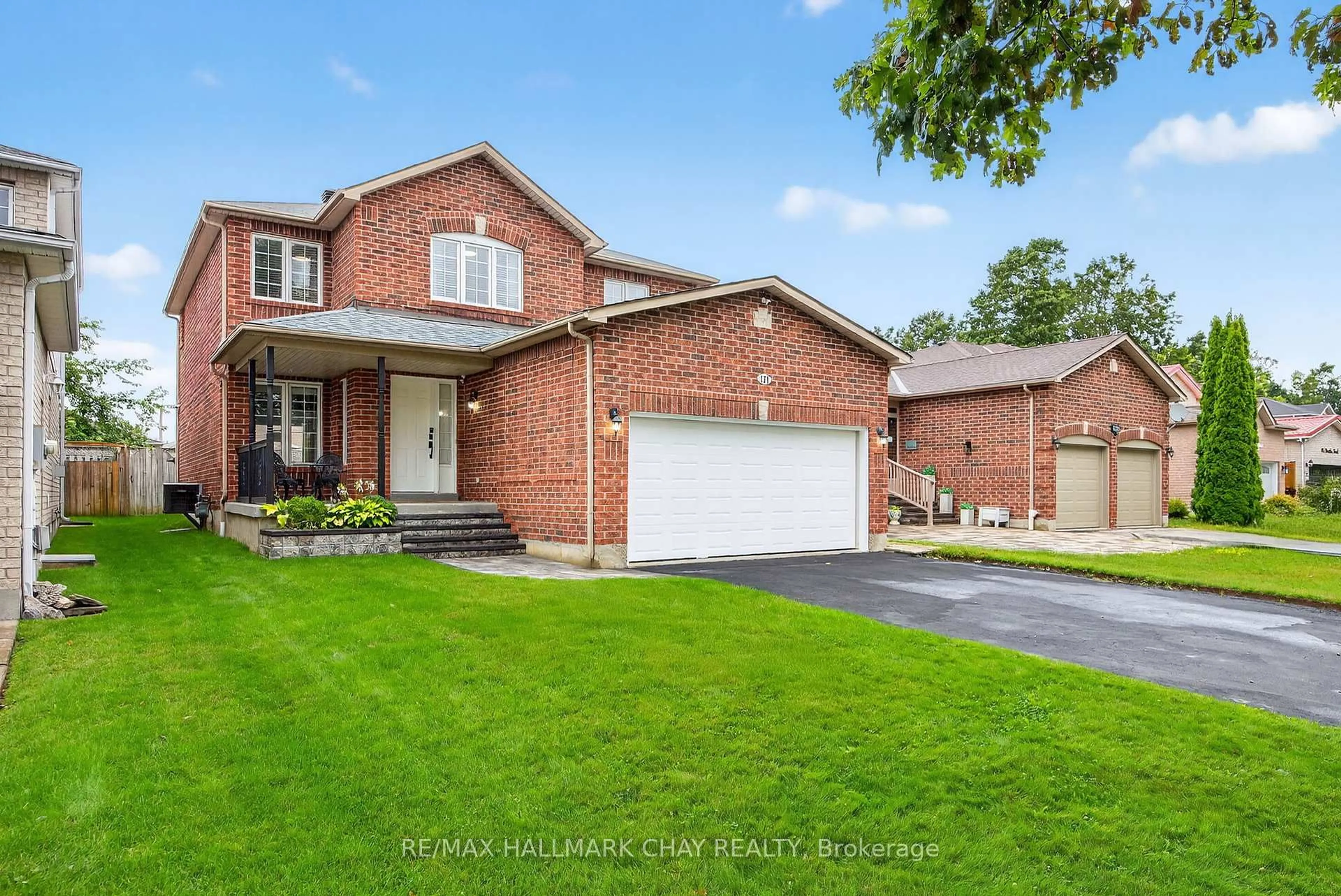 Home with brick exterior material, street for 171 Brucker Rd, Barrie Ontario L4N 8R8