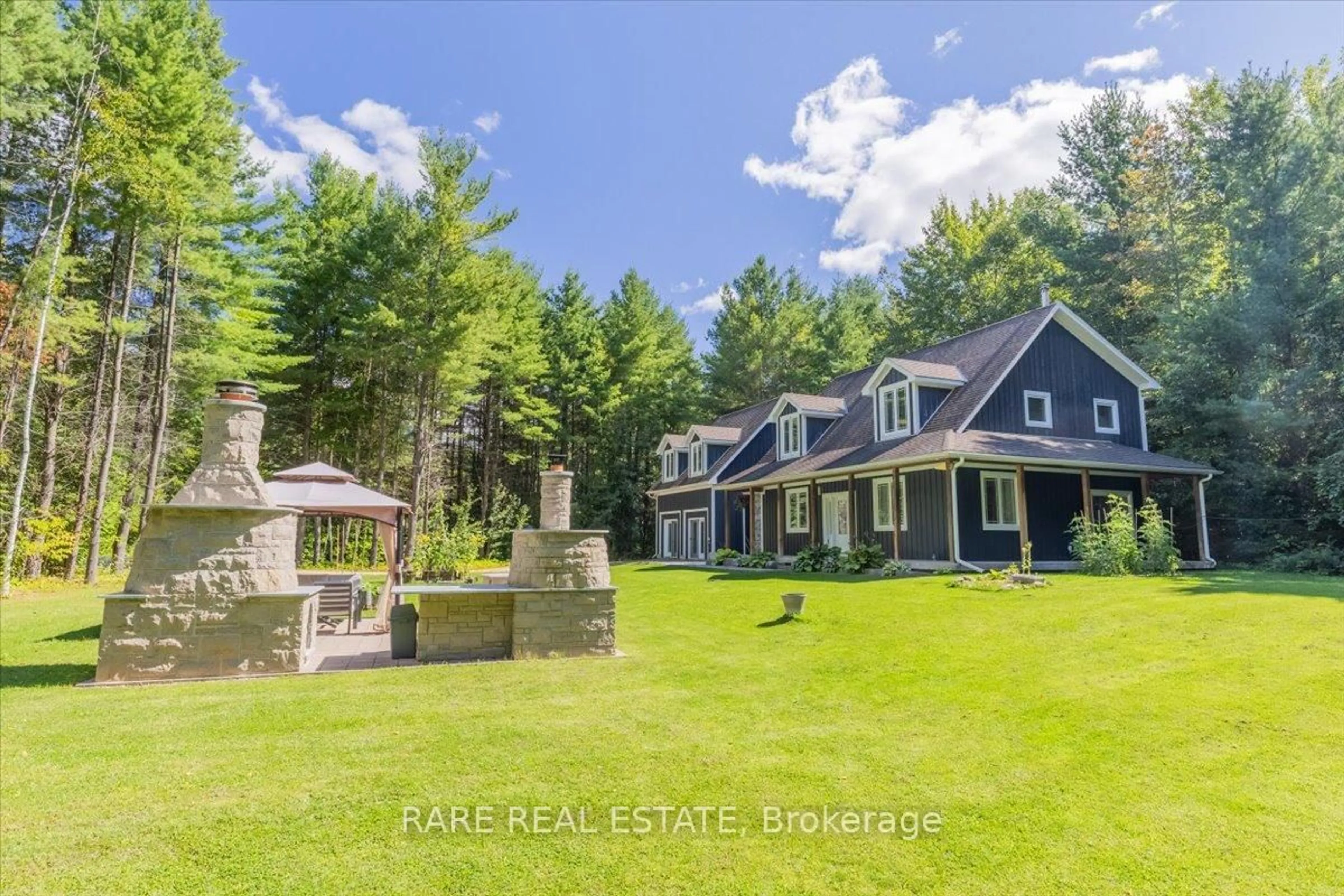 A pic from outside/outdoor area/front of a property/back of a property/a pic from drone, unknown for 6543 Concession Road 2 Rd, Clearview Ontario L0M 1N0