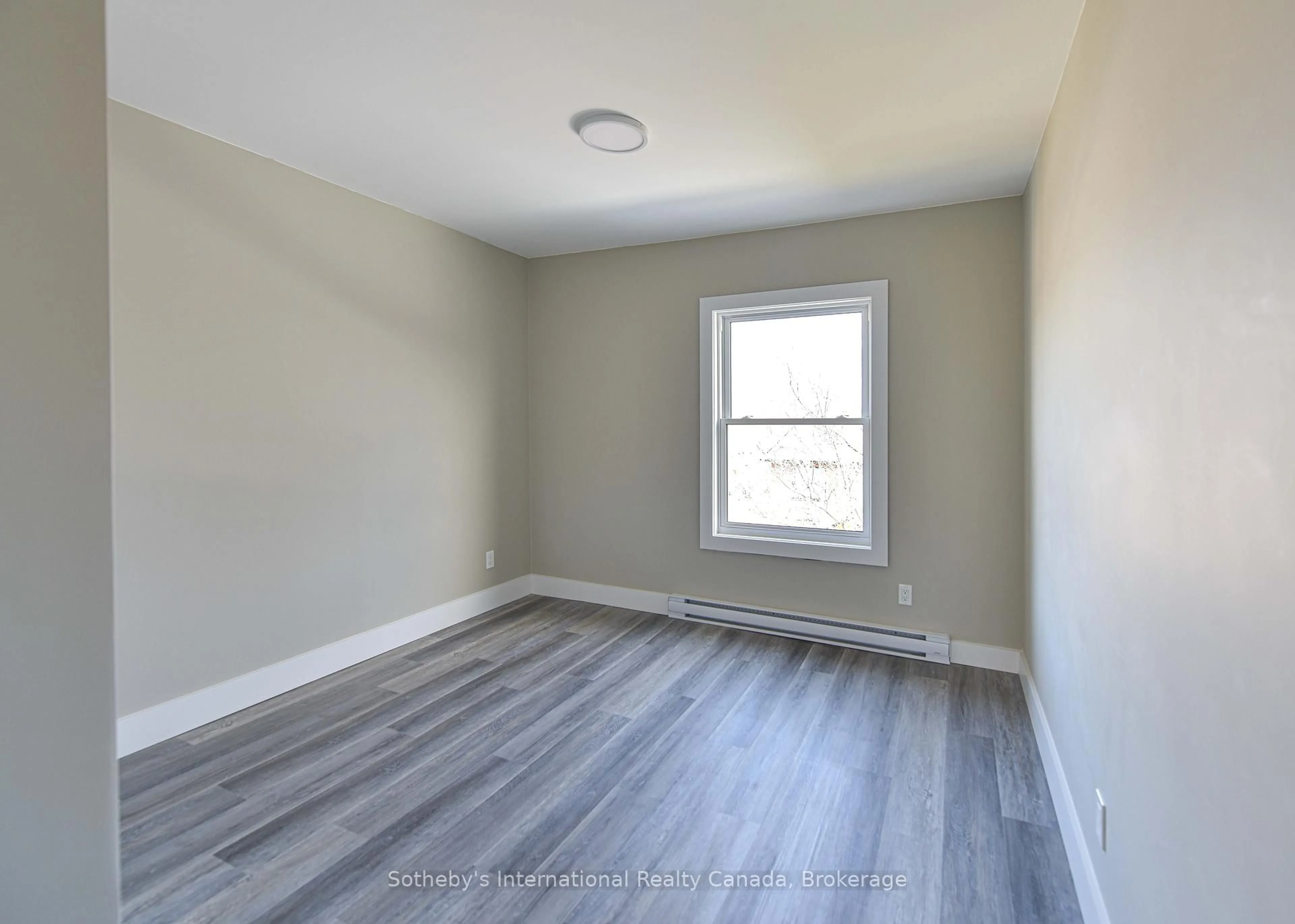 A pic of a room for 177 Parkview Ave, Orillia Ontario L3V 4M4