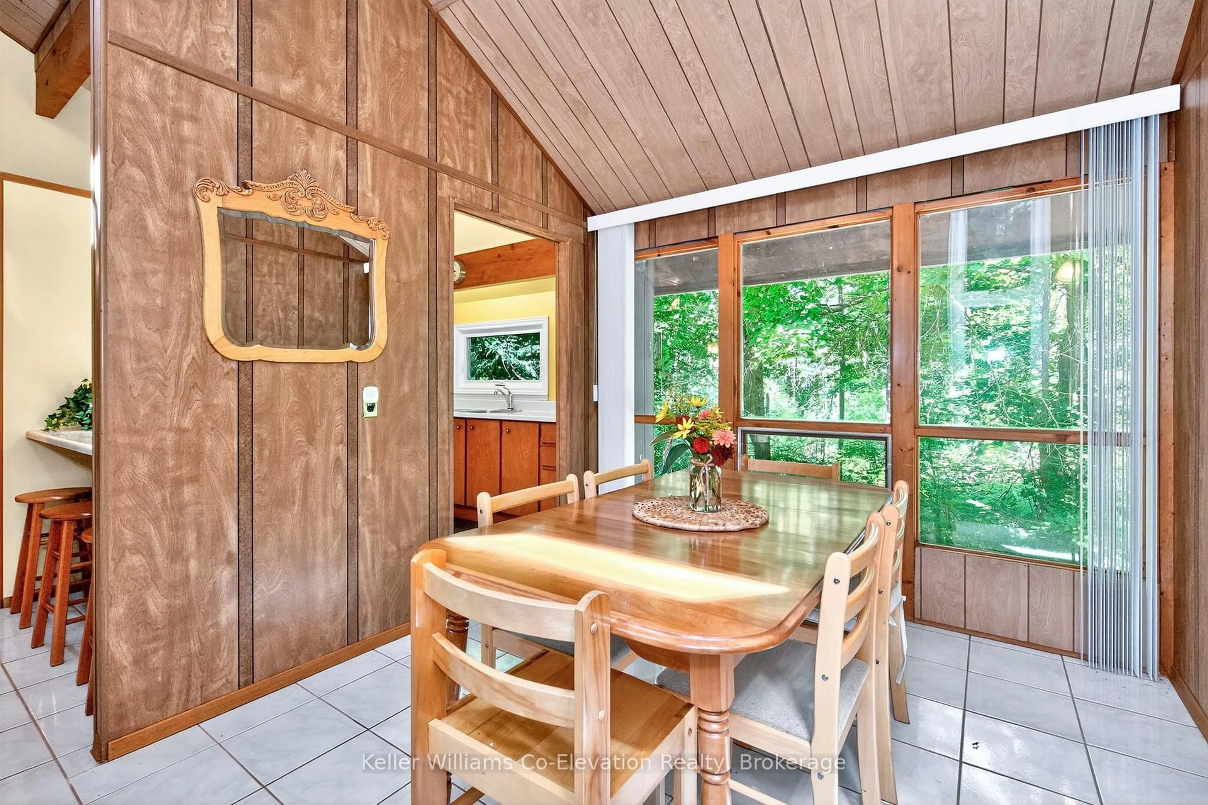 Dining room, unknown for 35 Crooked Creek Cres, Tiny Ontario L9M 0N3