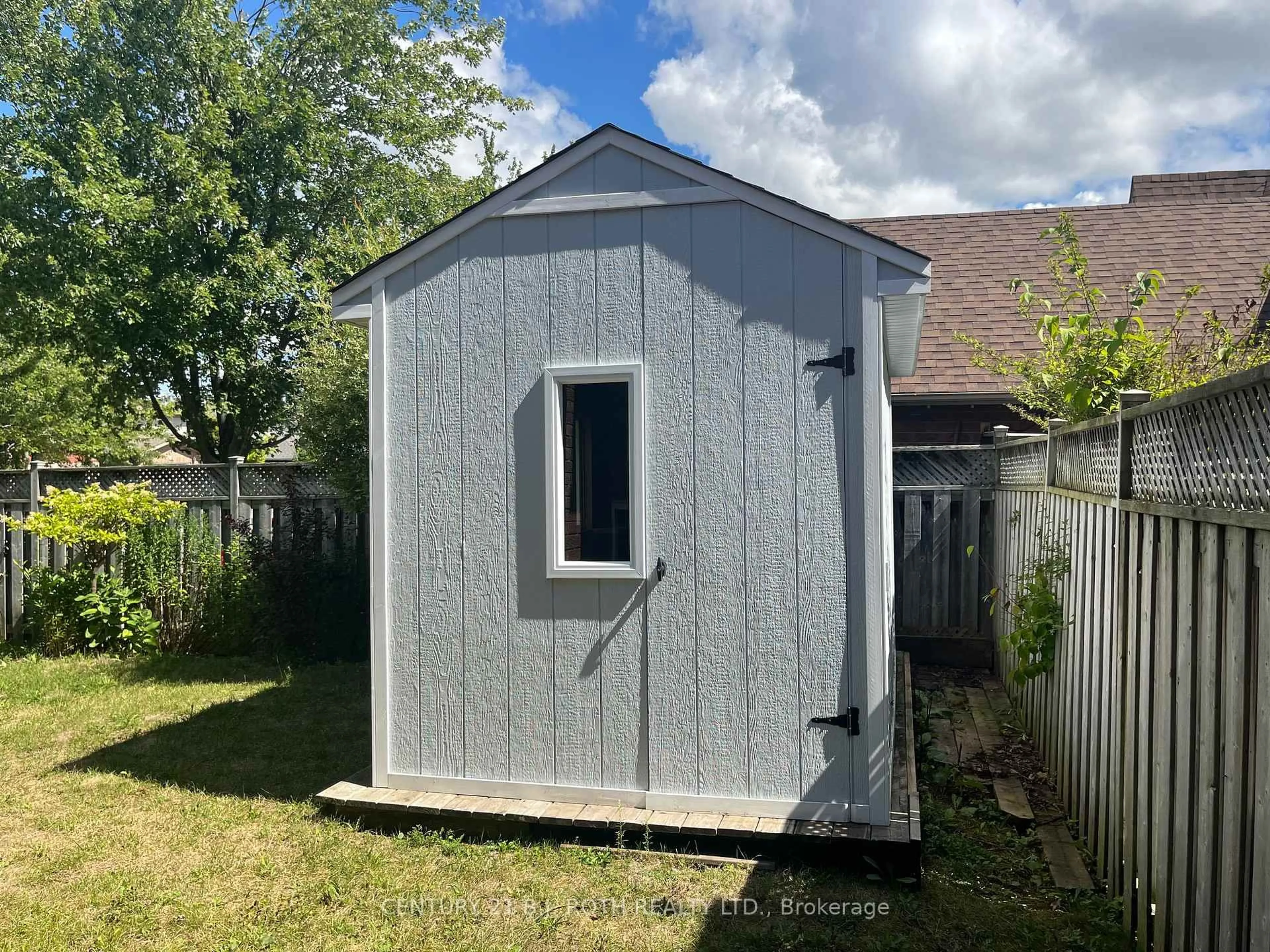 Shed for 1 GOLDEN EAGLE Way, Barrie Ontario L4M 6P4
