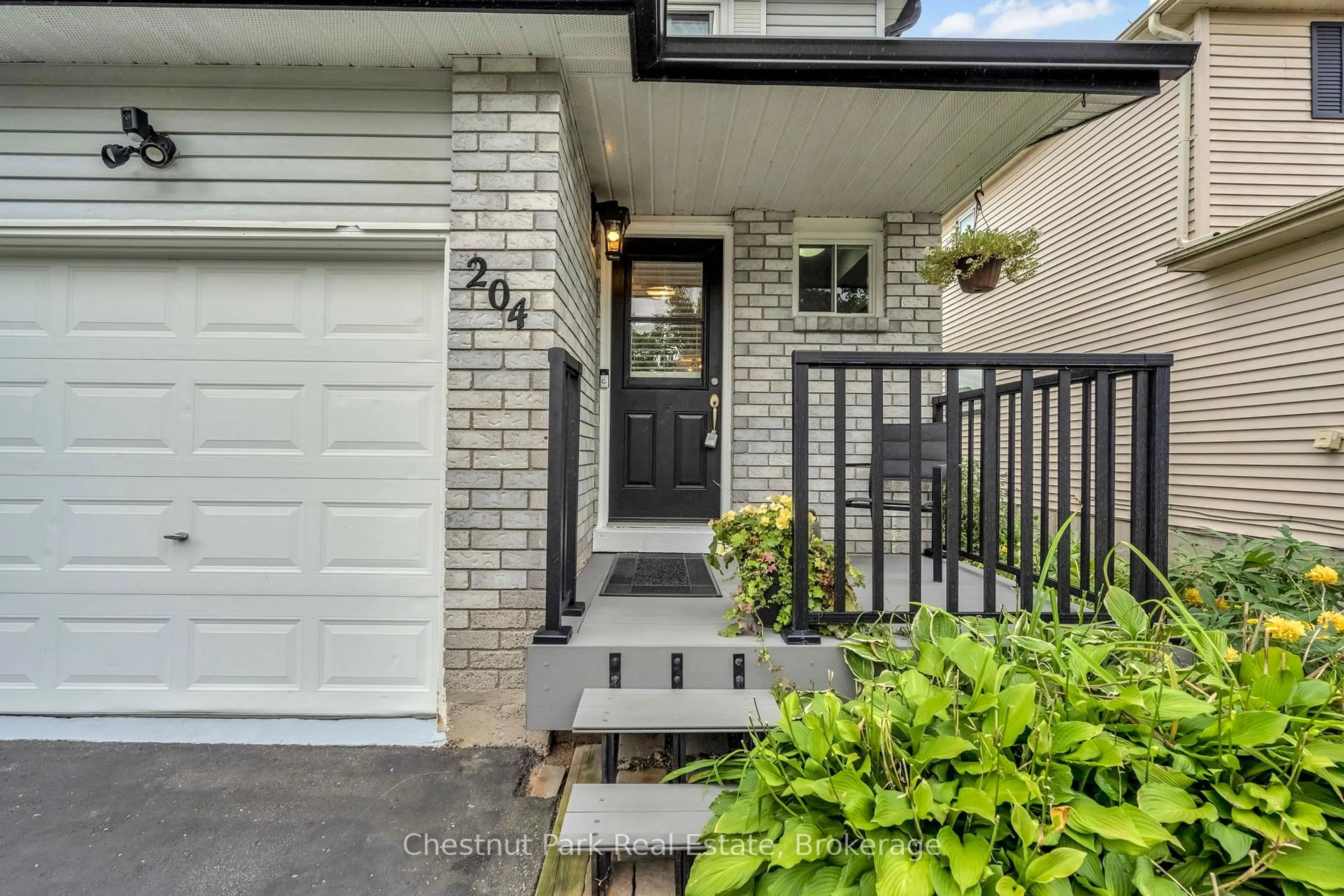 Unknown for 204 Hickling Tr, Barrie Ontario L4M 5X4
