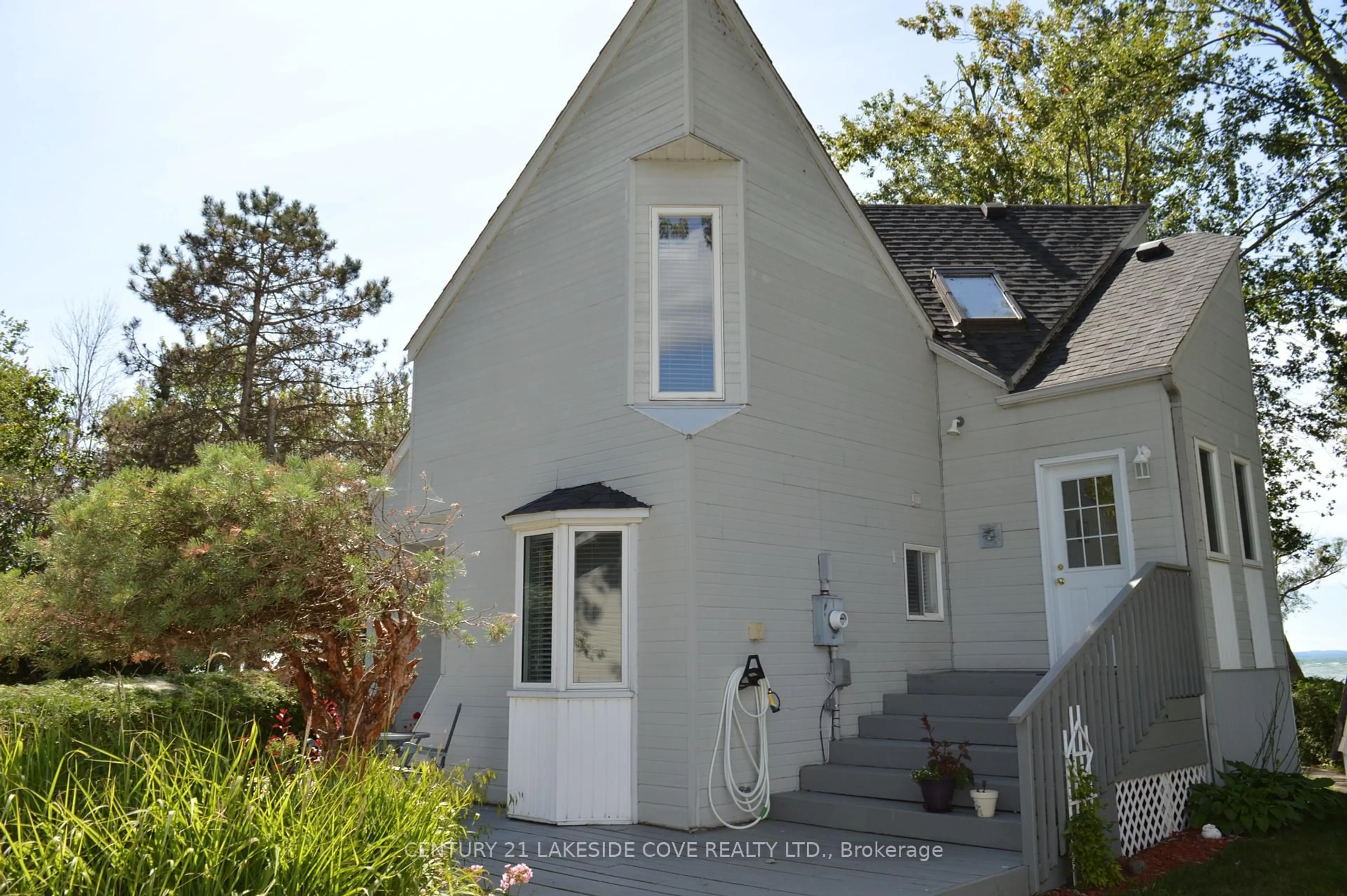 Unknown for 100 Lake Ave, Ramara Ontario L0K 1B0