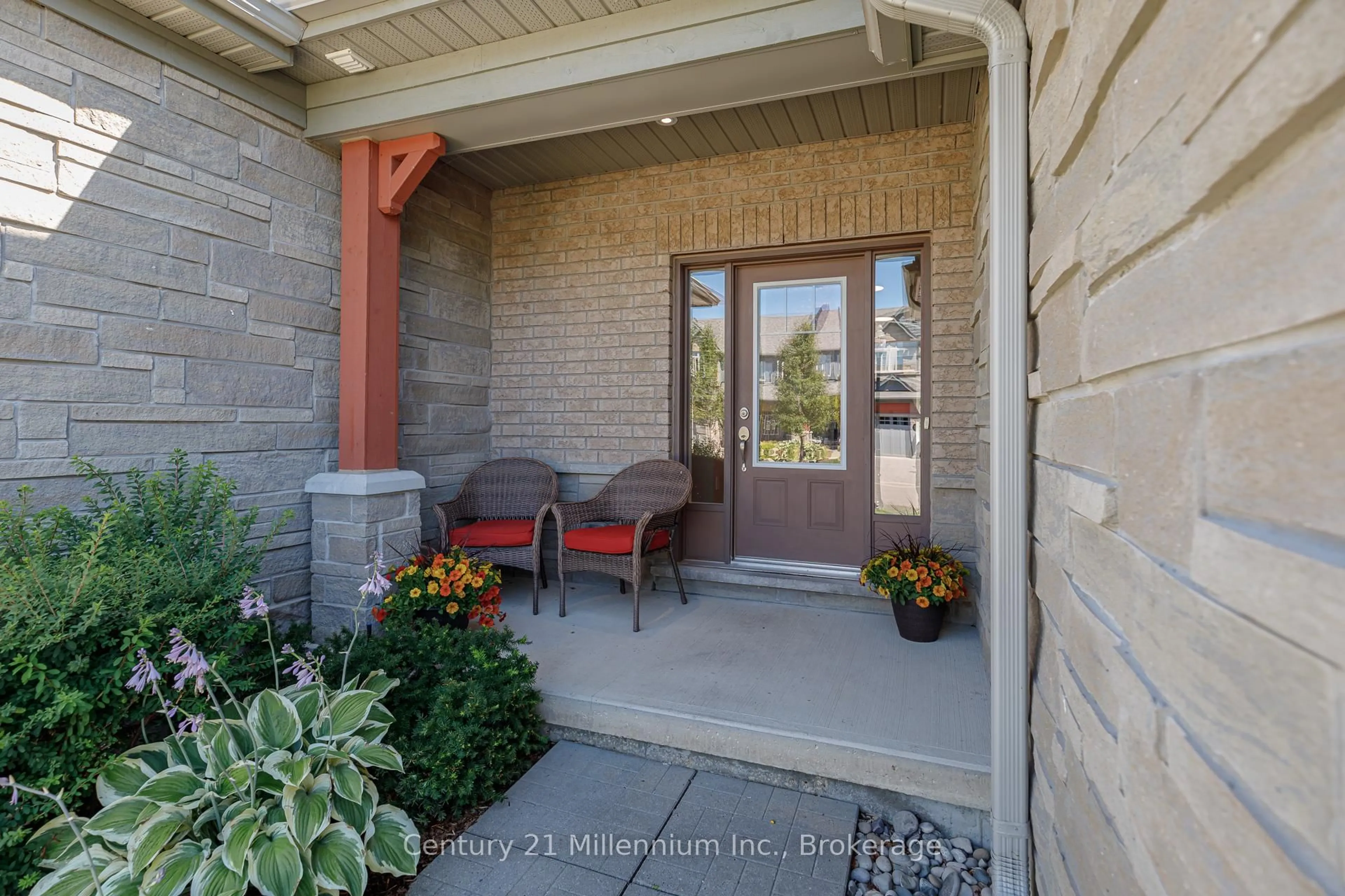 Indoor entryway for 133 CONSERVATION Way, Collingwood Ontario L9Y 0G9