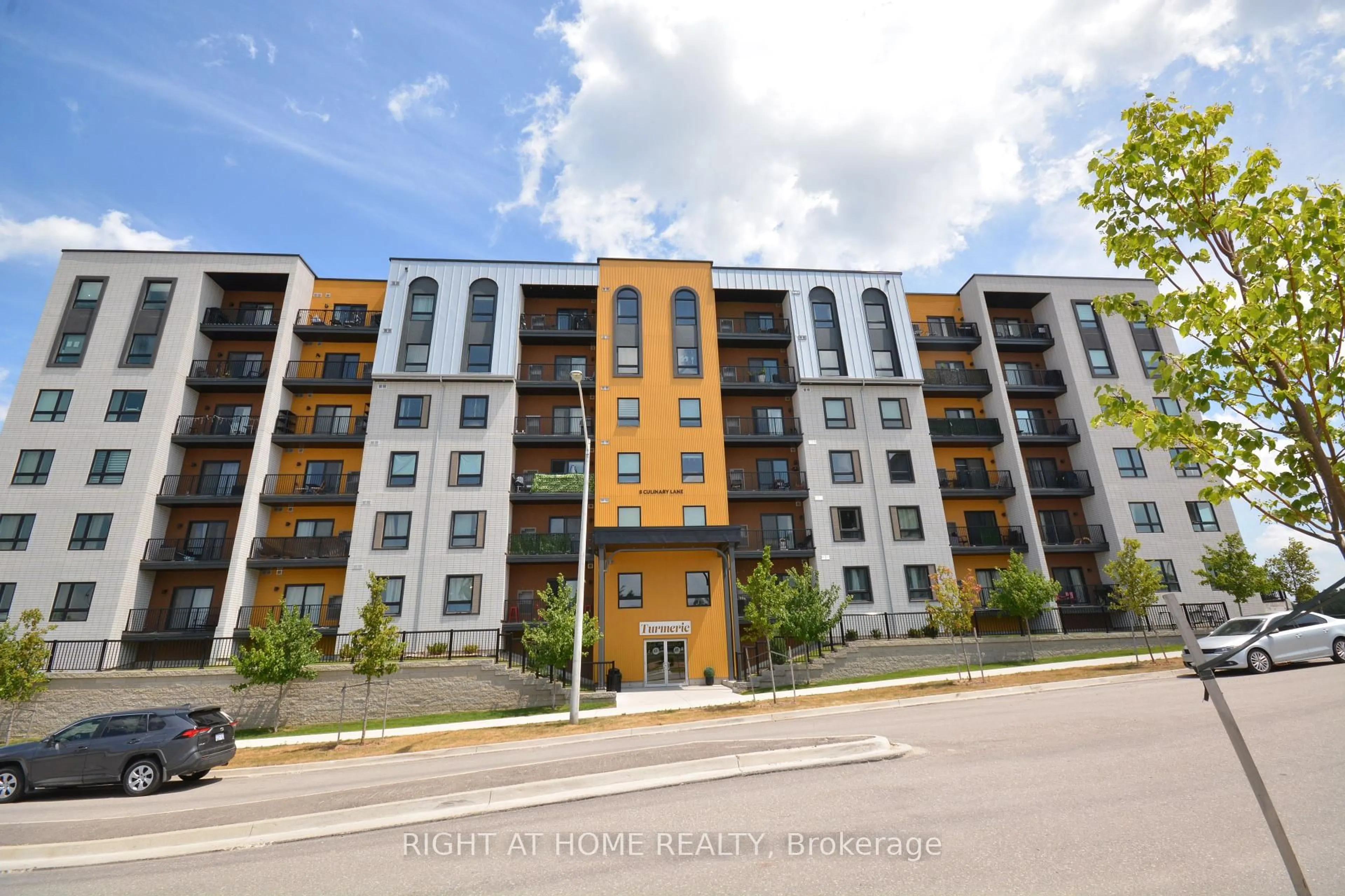 A pic from outside/outdoor area/front of a property/back of a property/a pic from drone, building for 8 Culinary Lane #411, Barrie Ontario L9J 0T2