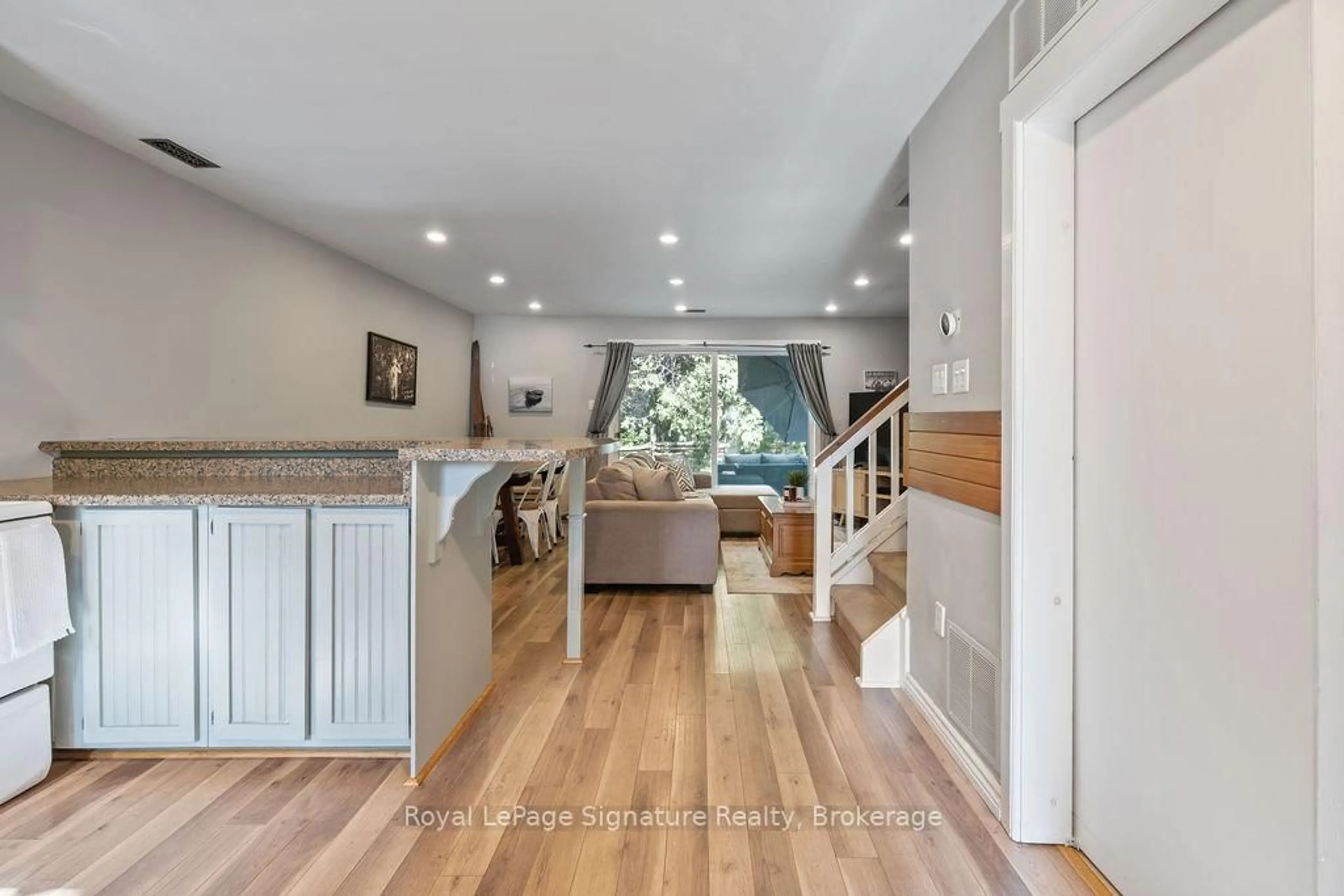 Unknown for 124 ESCARPMENT Cres, Collingwood Ontario L9Y 5B4