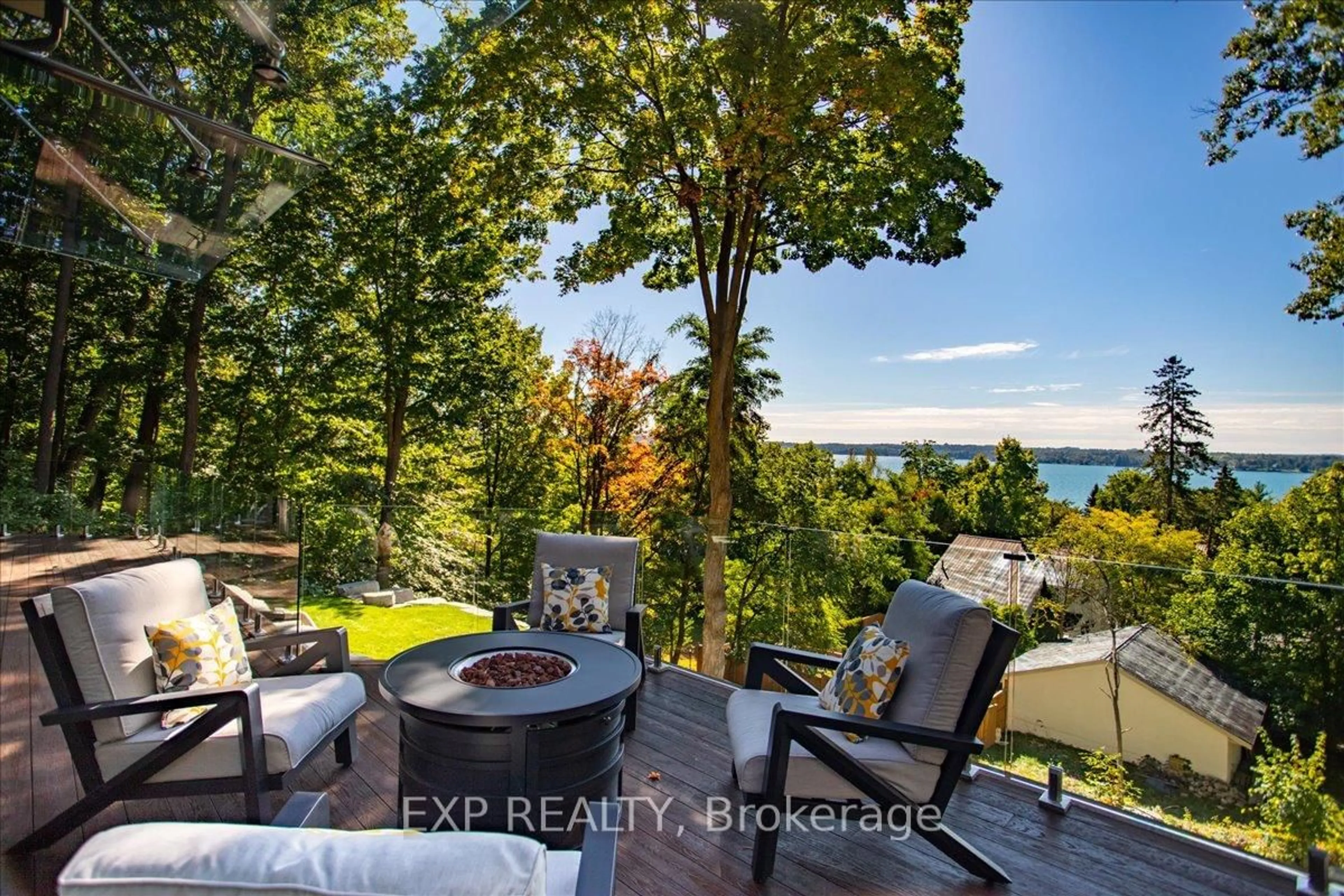Patio, water/lake/river/ocean view for 11 Crestwood Dr, Barrie Ontario L4M 4Y8