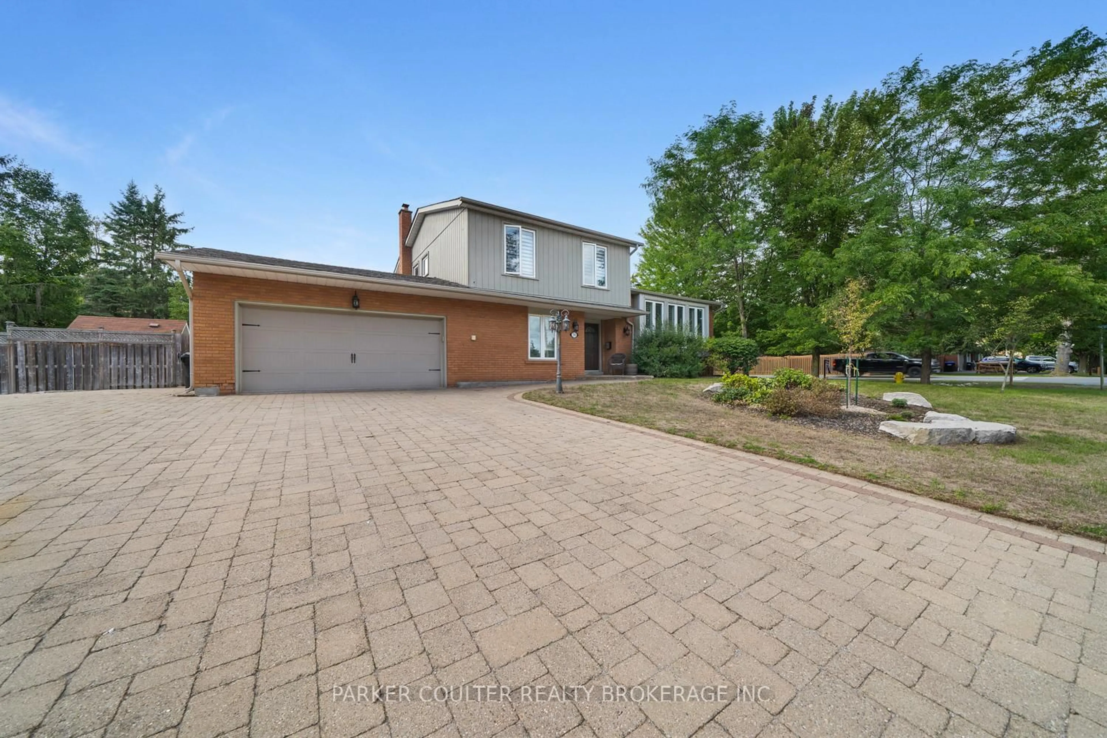 A pic from outside/outdoor area/front of a property/back of a property/a pic from drone, street for 30 Cedar Creek Rd, Springwater Ontario L9X 0P5