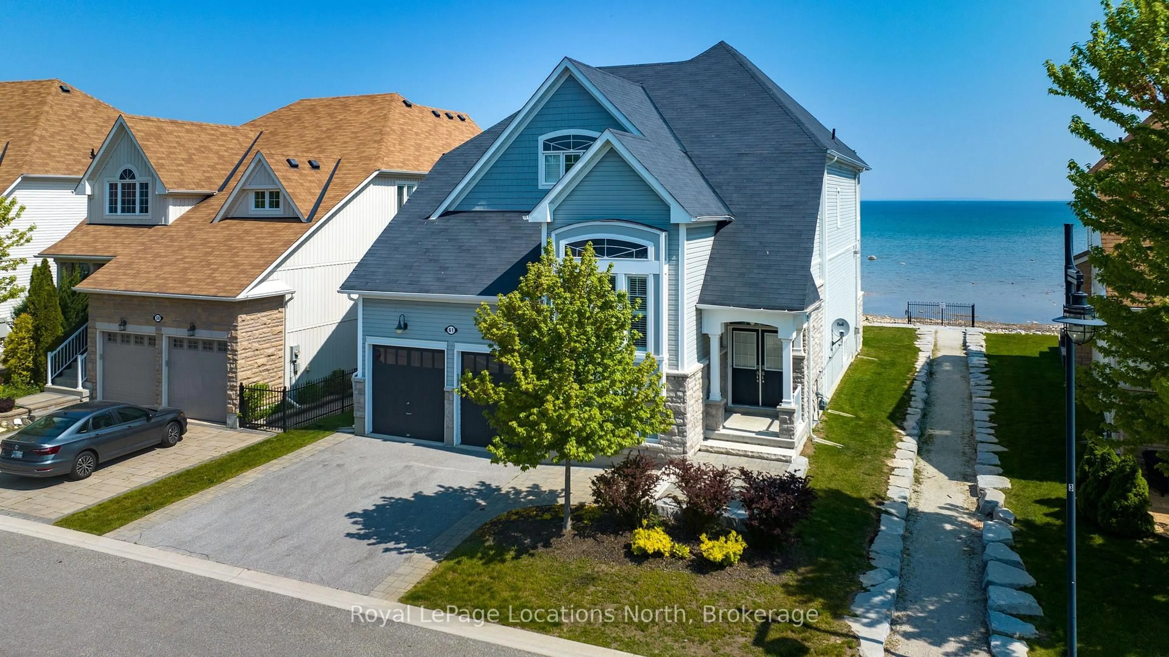 A pic from outside/outdoor area/front of a property/back of a property/a pic from drone, water/lake/river/ocean view for 61 Waterview Rd, Wasaga Beach Ontario L9Z 0E9