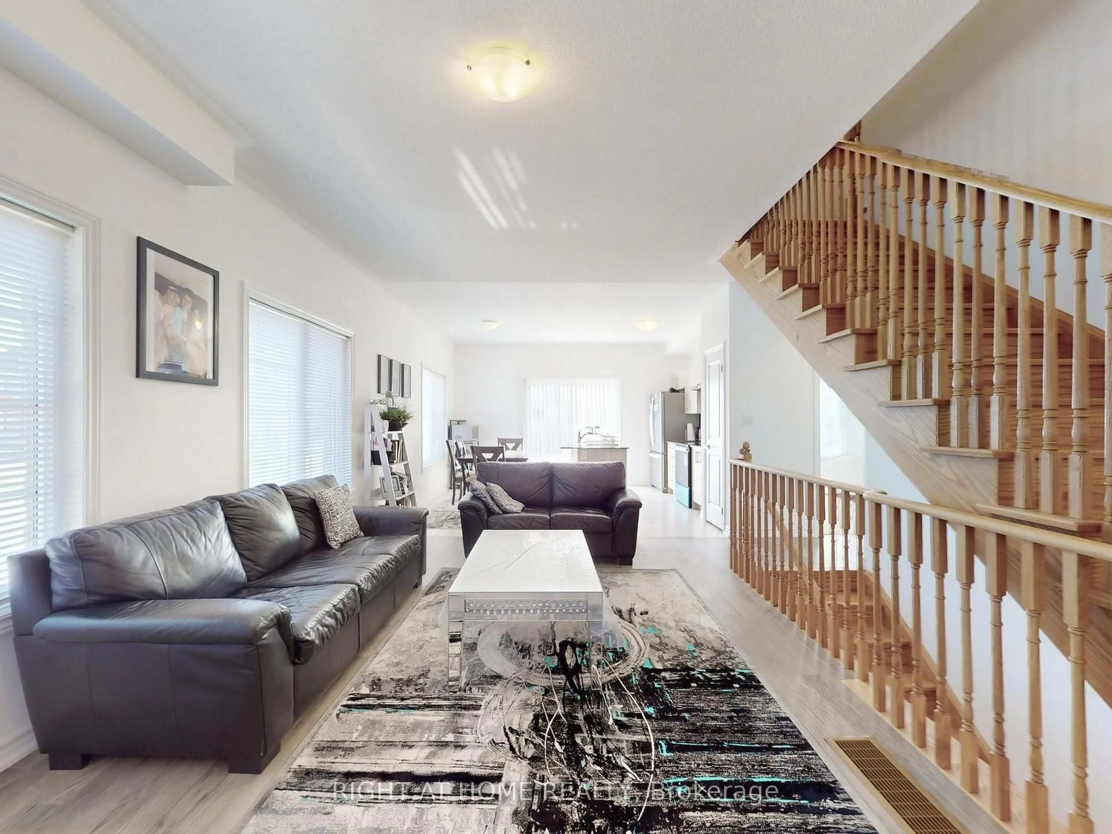 Living room with furniture, unknown for 1 Harvest Cres, Barrie Ontario L9J 0T3