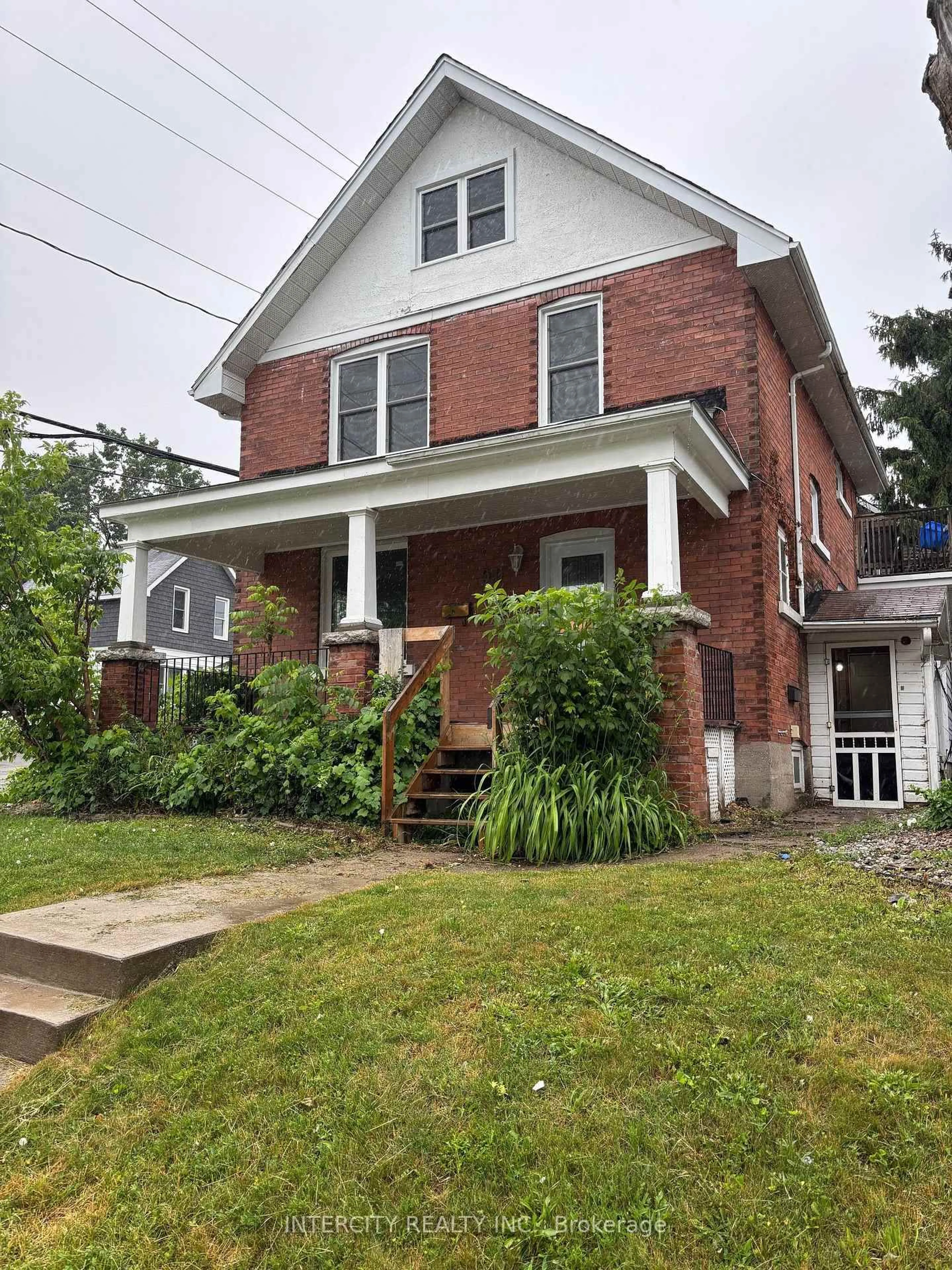 Home with brick exterior material, street for 90 Coldwater Rd, Orillia Ontario L3V 5L5