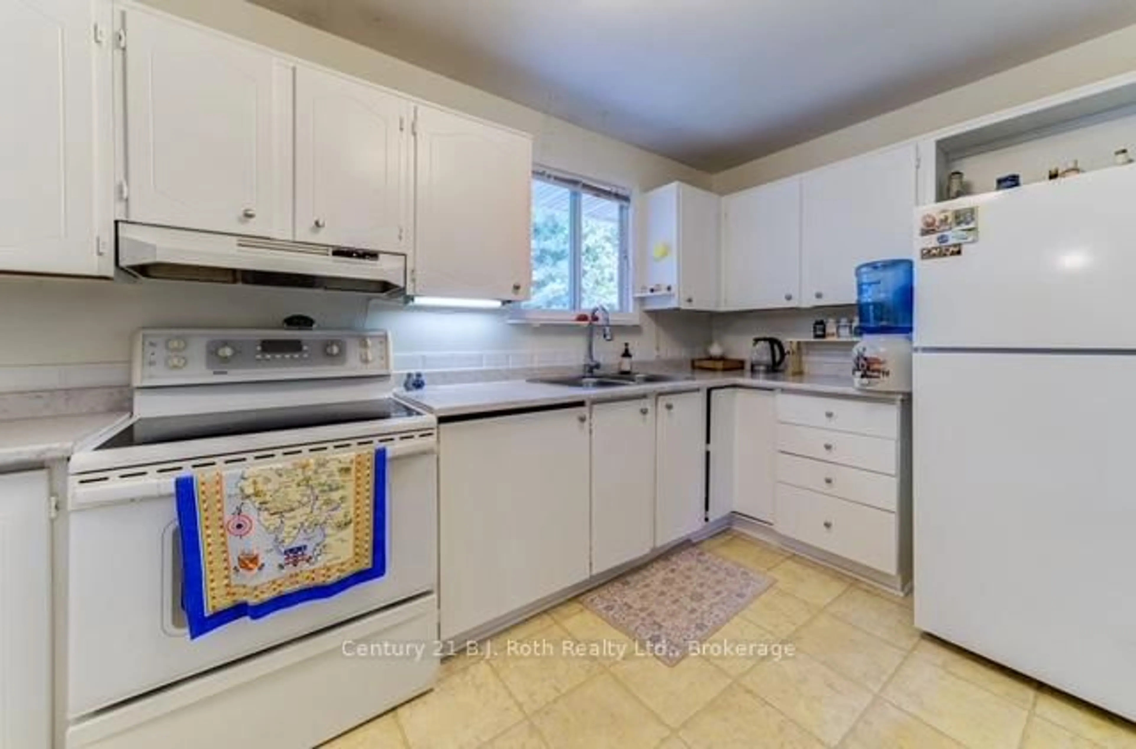 Standard kitchen, ceramic/tile floor for 24 Champlain St, Orillia Ontario L3V 2G7