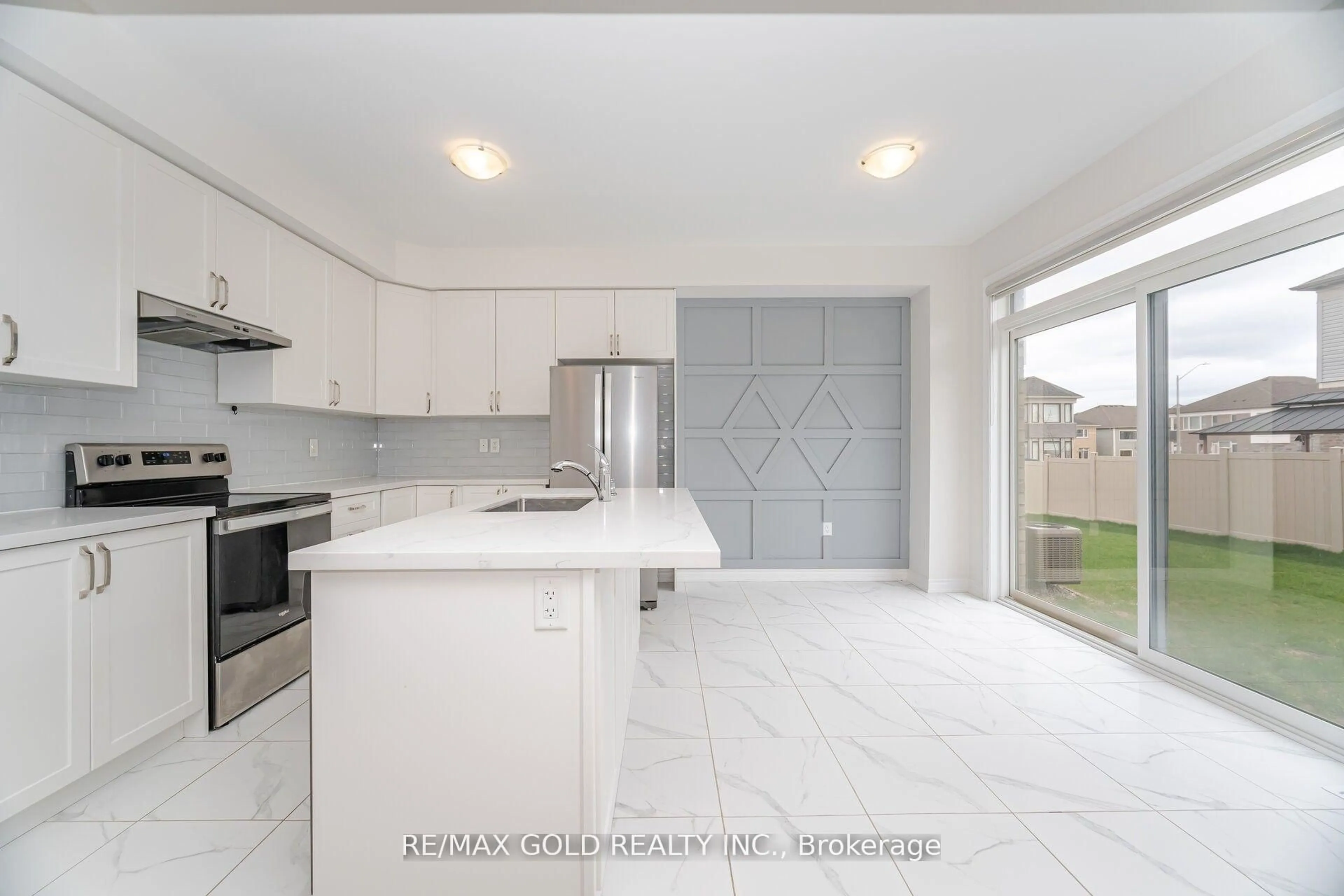 Open concept kitchen, ceramic/tile floor for 50 Prudhoe Terr, Barrie Ontario L9J 0L5