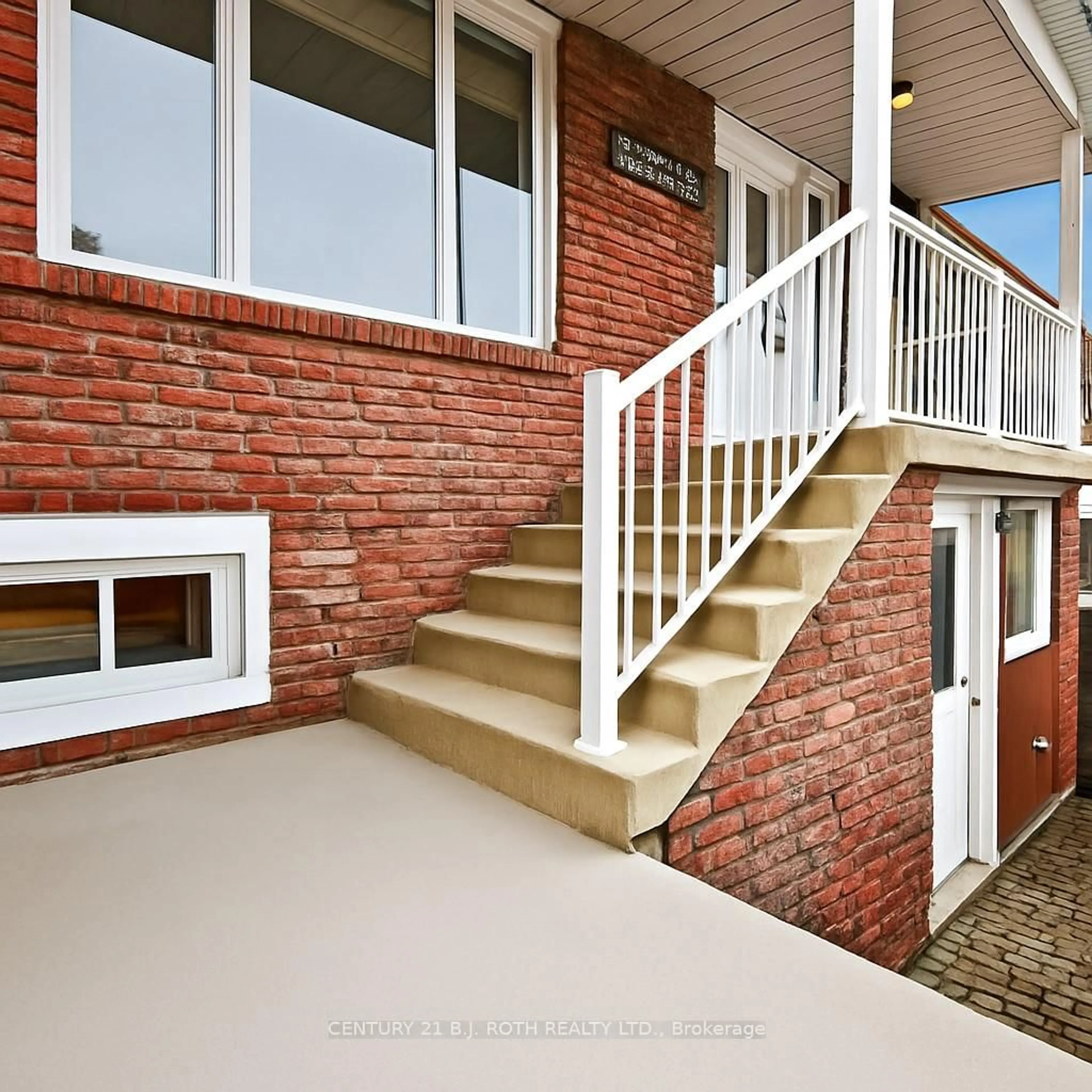 Home with brick exterior material, street for 120 Kozlov St, Barrie Ontario L4N 4P9