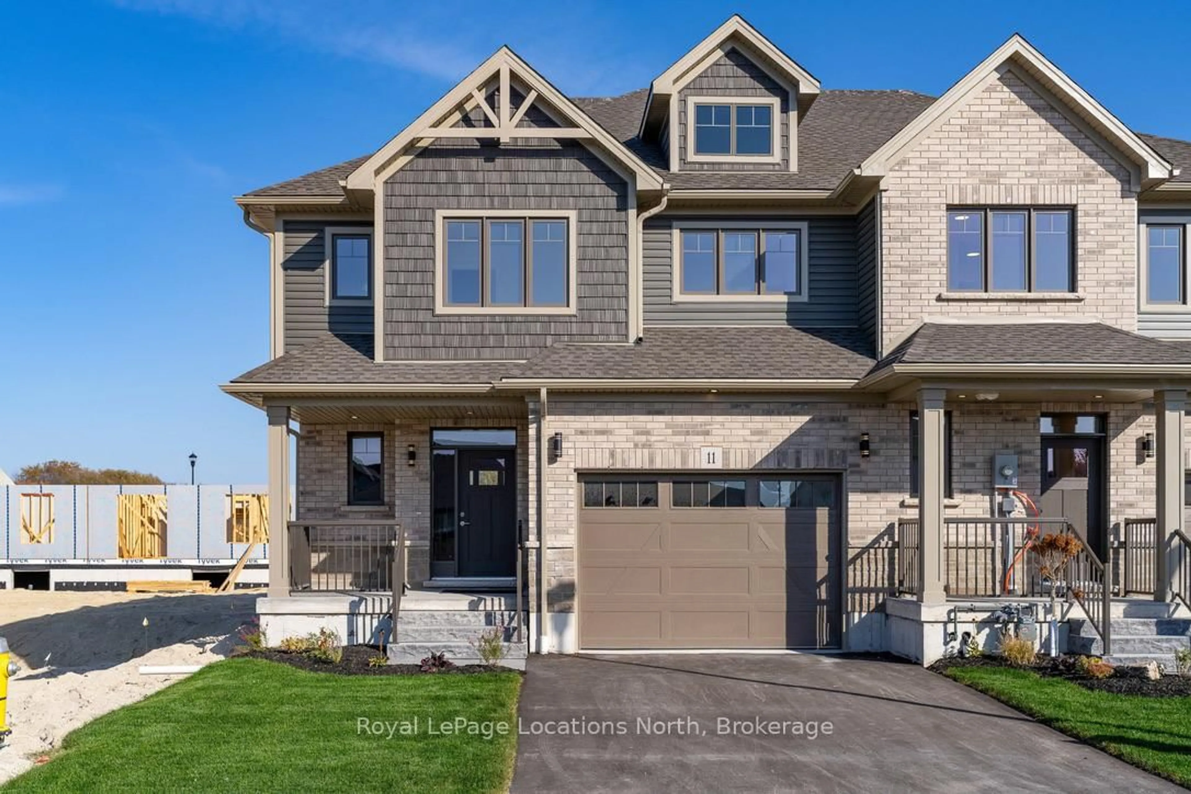Home with brick exterior material, street for 11 SWAIN Cres, Collingwood Ontario L9Y 2L3