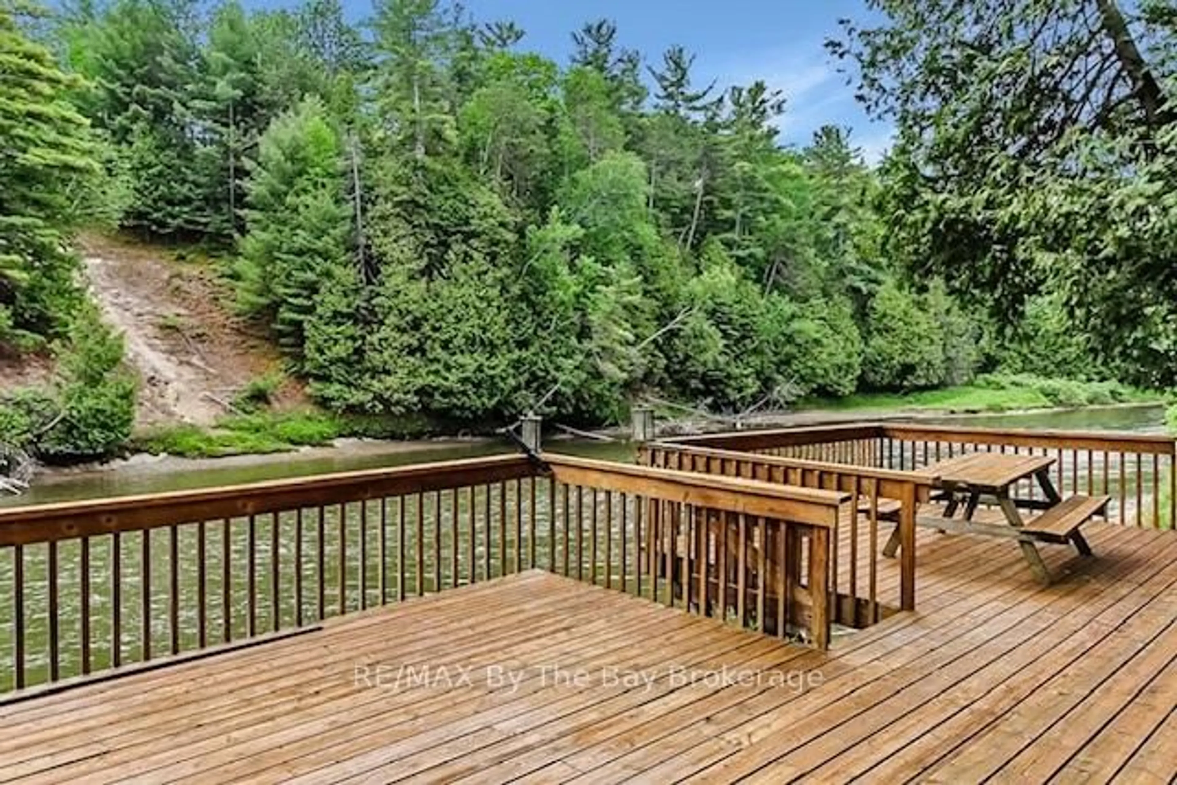 Patio, water/lake/river/ocean view for 181 KNOX Rd, Wasaga Beach Ontario L9Z 2T6
