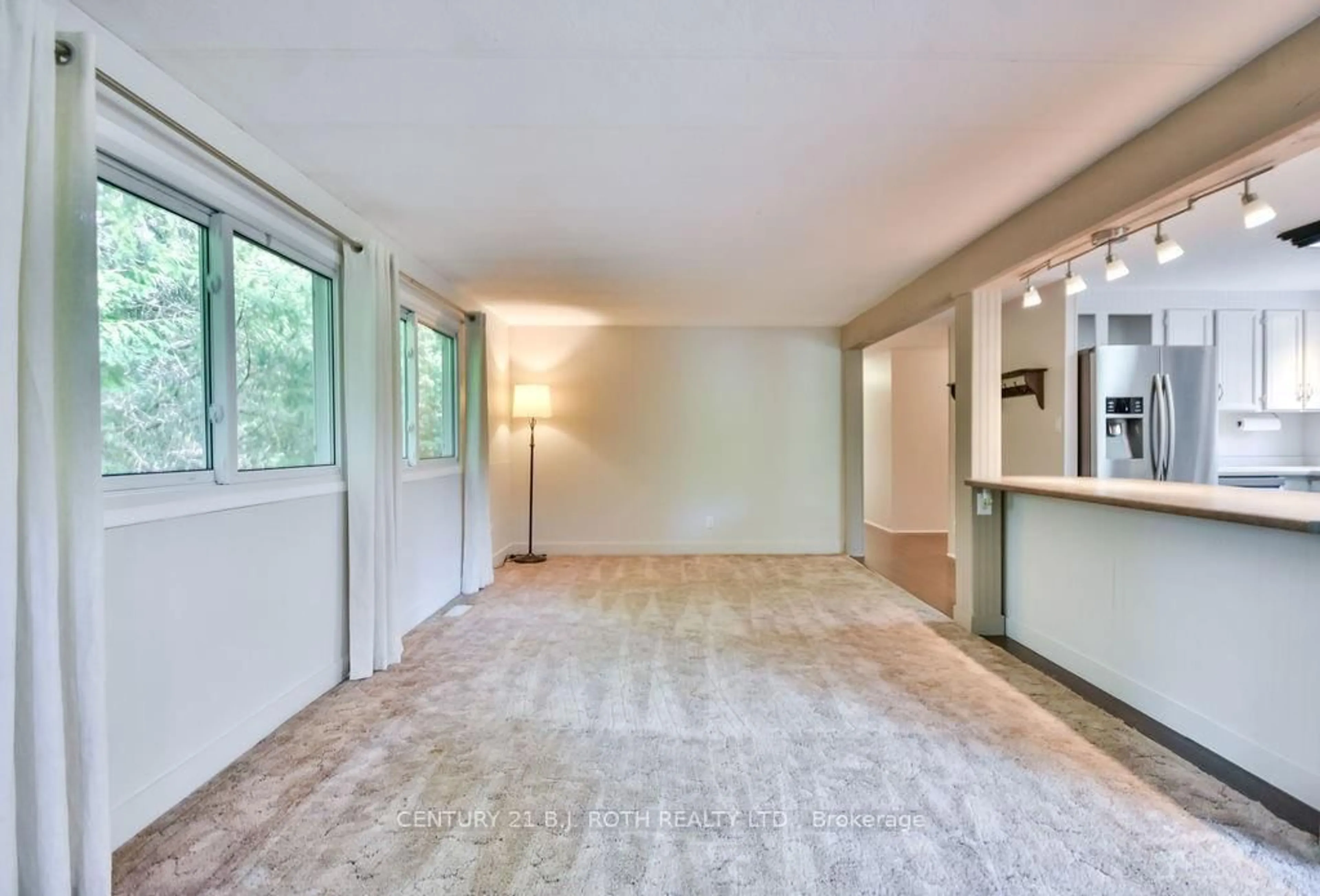 A pic of a room for 2095 DWYER Rd, Springwater Ontario L9X 1L7
