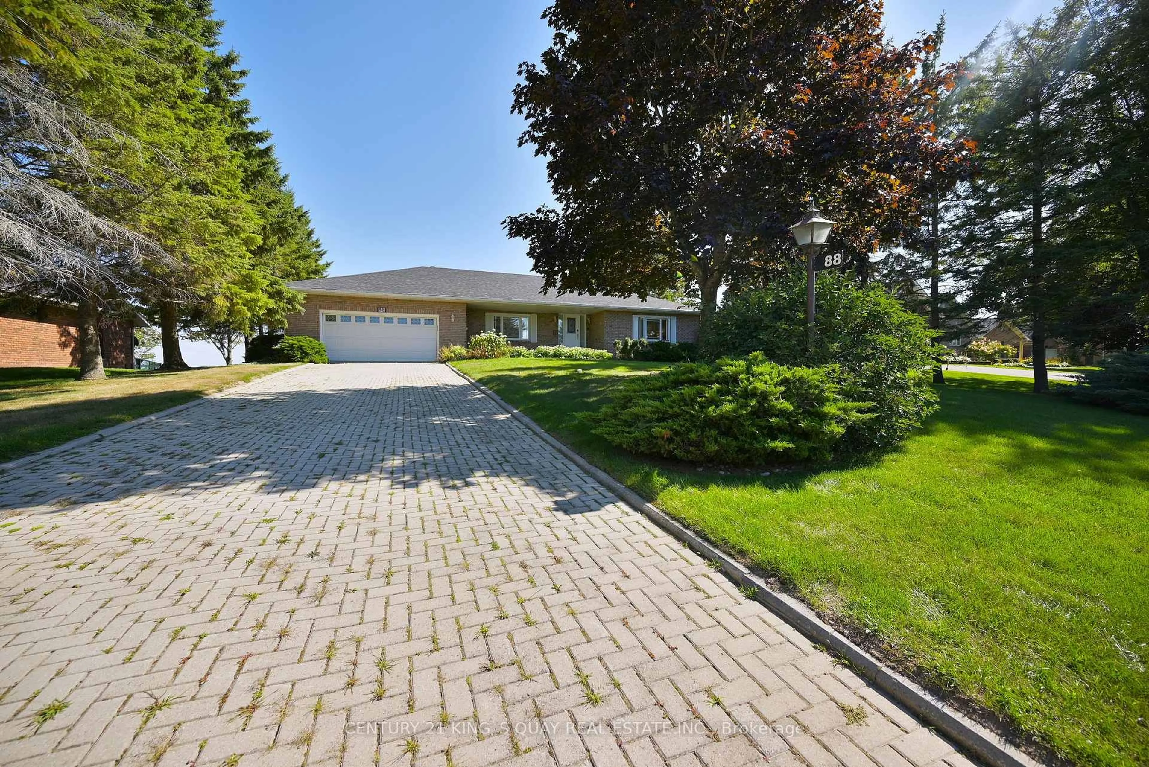 A pic from outside/outdoor area/front of a property/back of a property/a pic from drone, street for 88 Bayshore Dr, Ramara Ontario L0K 1B0