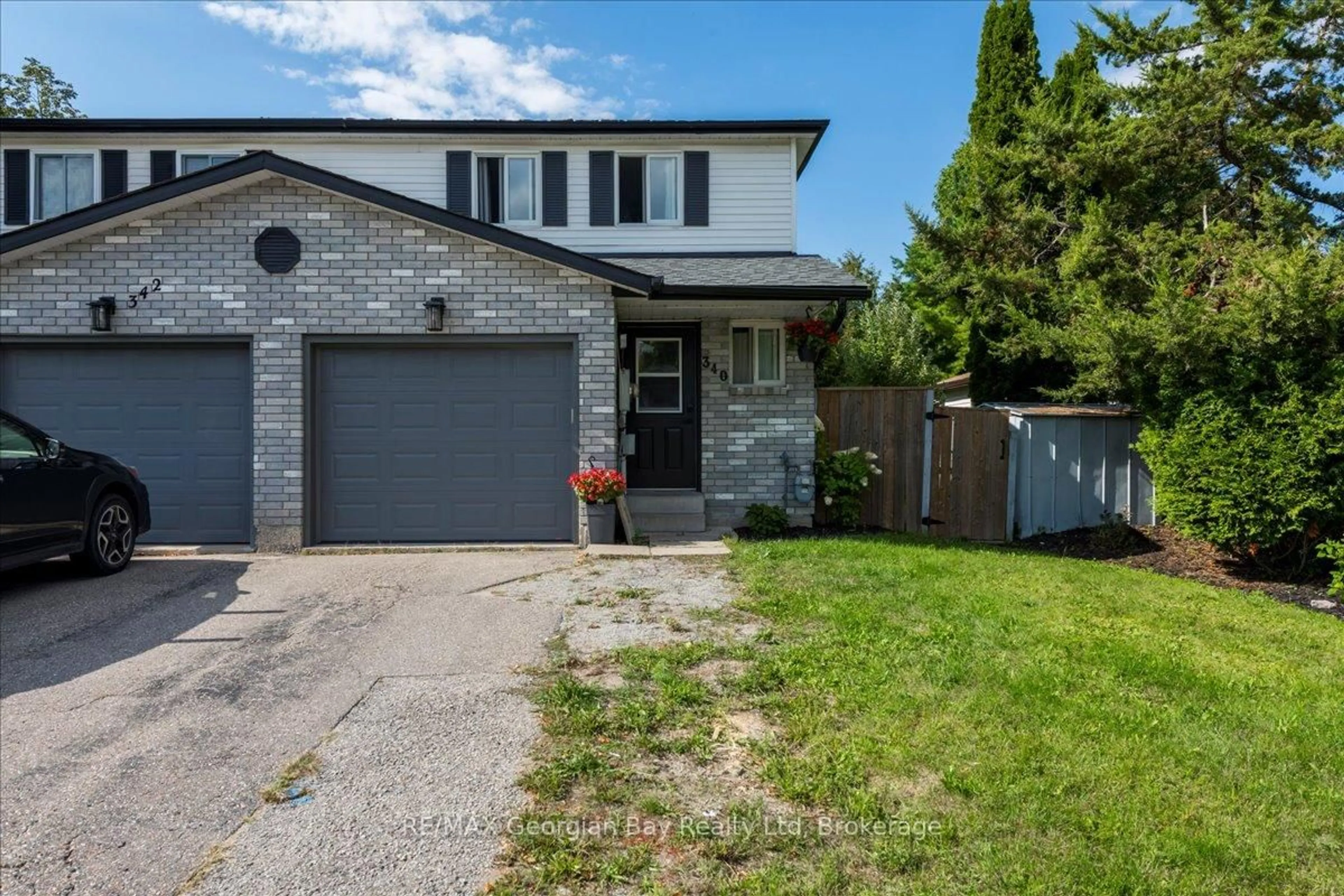 Home with brick exterior material, street for 340 Rose Cres, Midland Ontario L4R 5C2