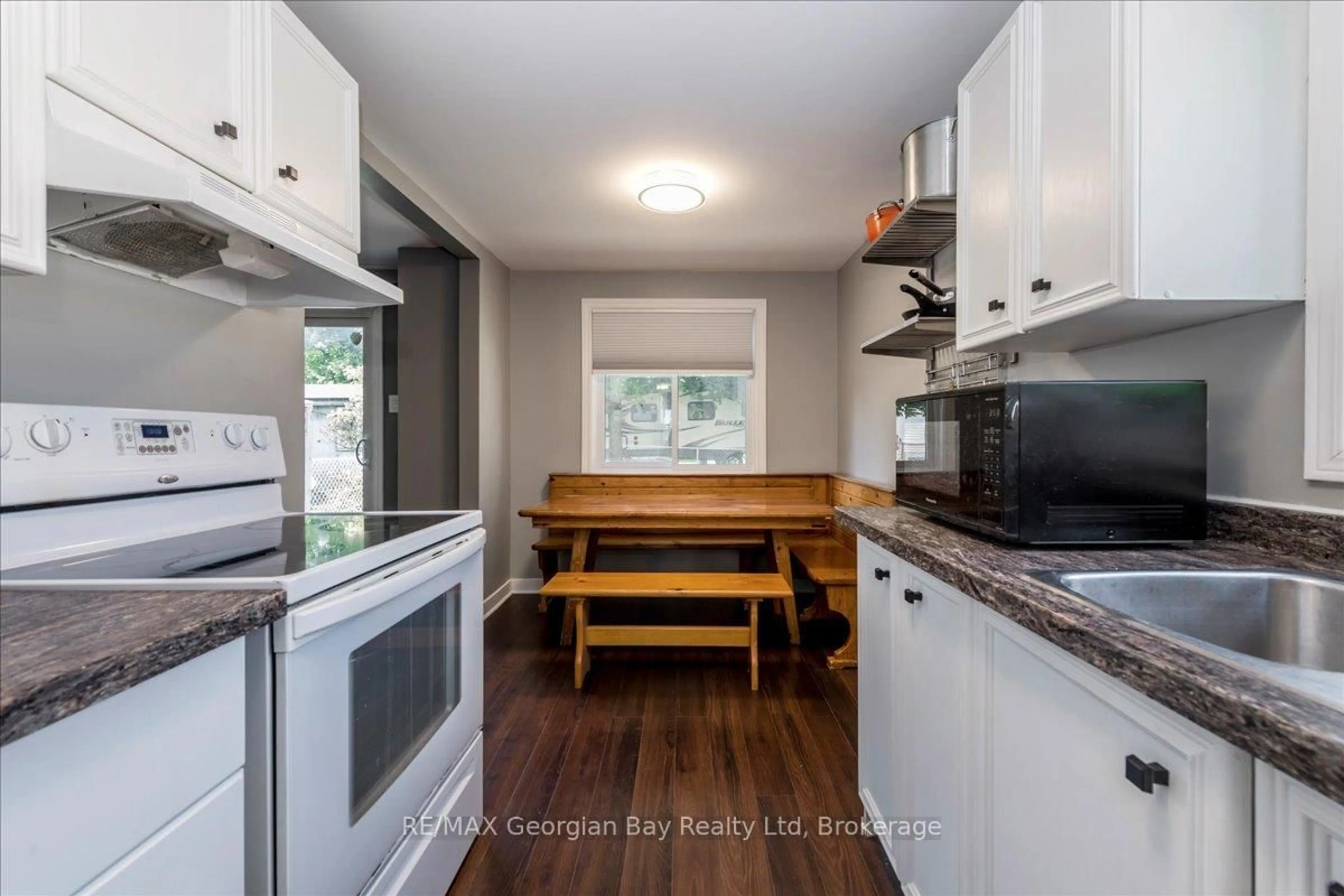 Unknown for 340 Rose Cres, Midland Ontario L4R 5C2