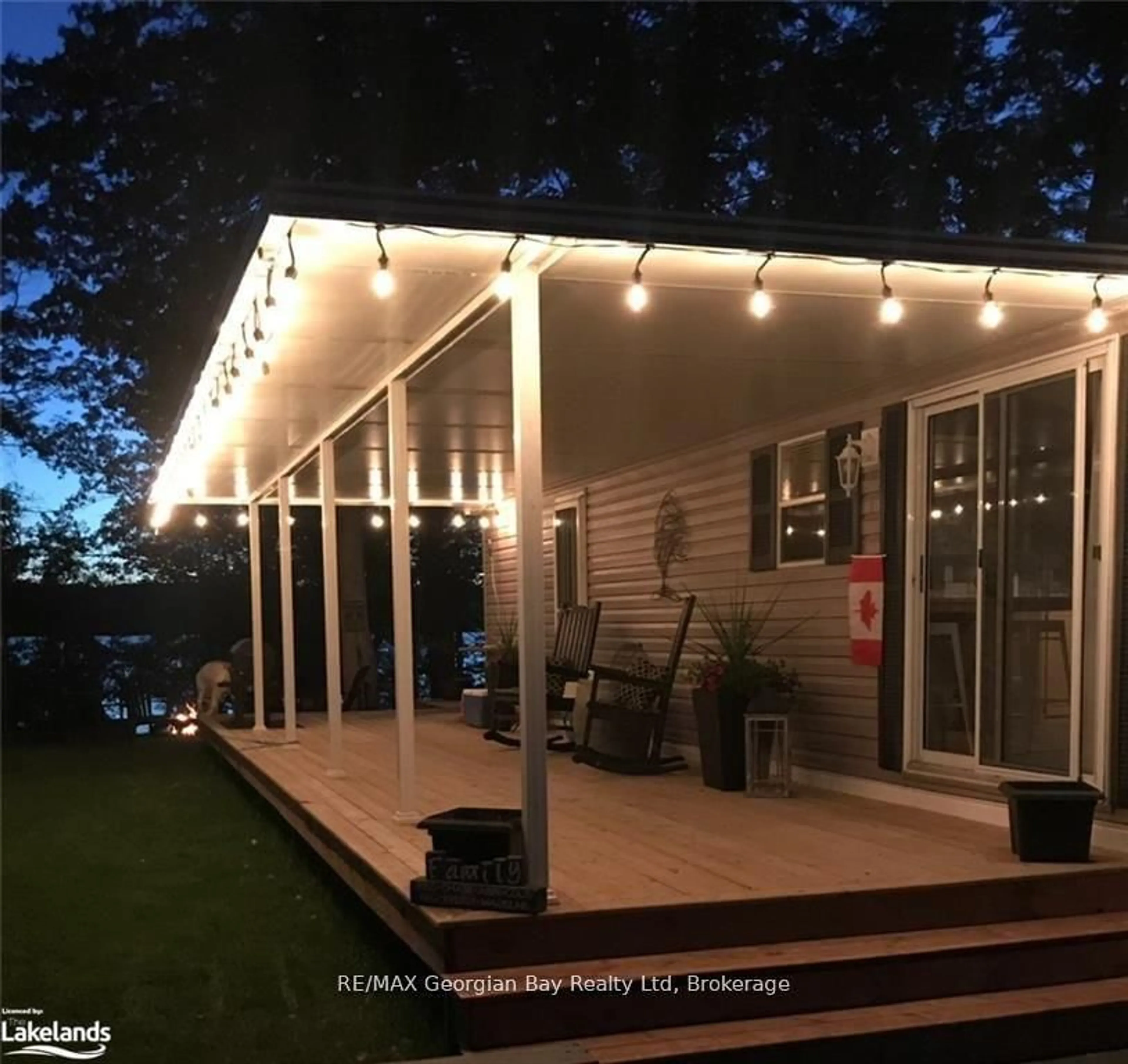 Patio, street for 46 LAKESHORE Rd, Midland Ontario L4R 0B9
