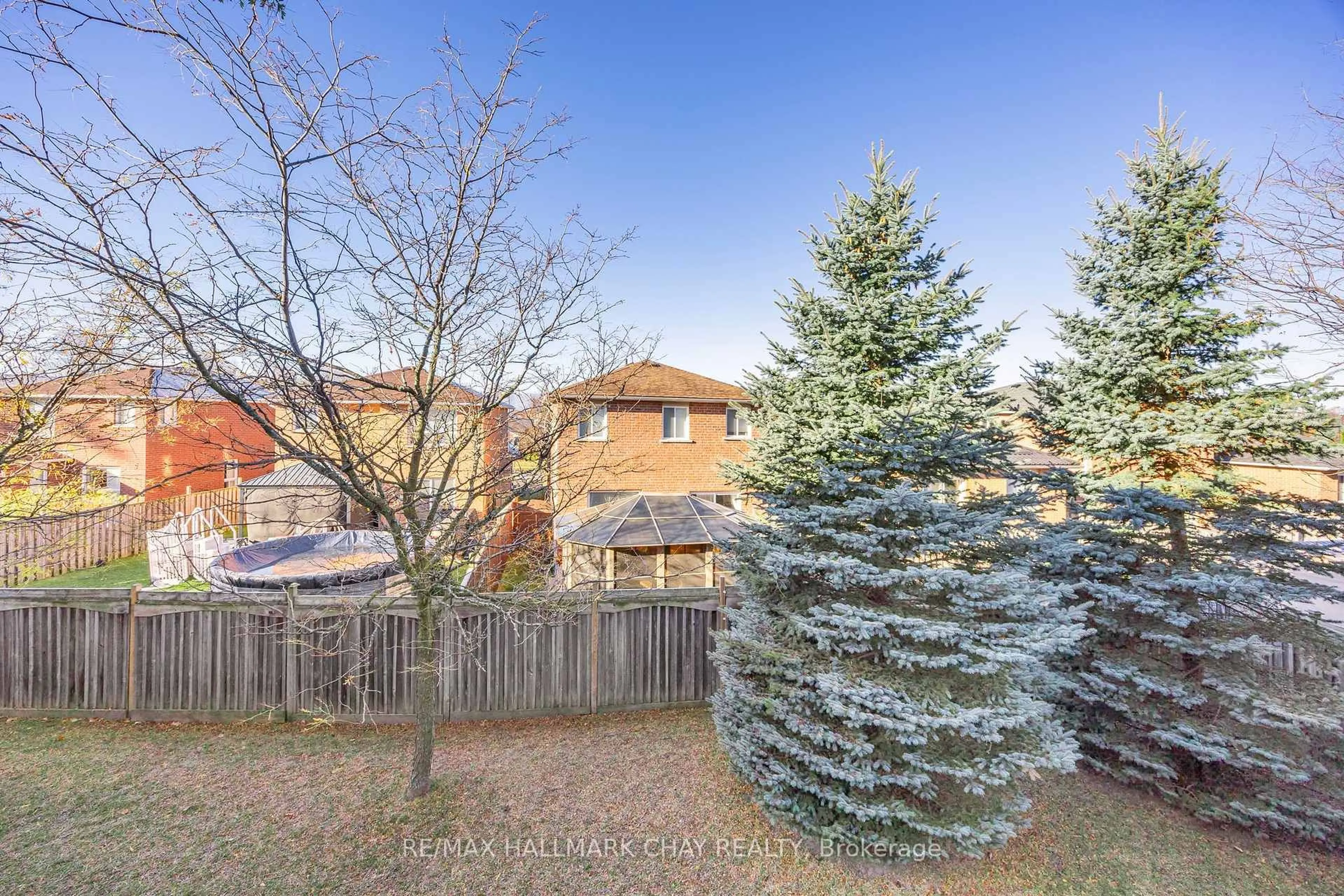 A pic from outside/outdoor area/front of a property/back of a property/a pic from drone, forest/trees view for 91 COUGHLIN Rd #24, Barrie Ontario L4N 0L6