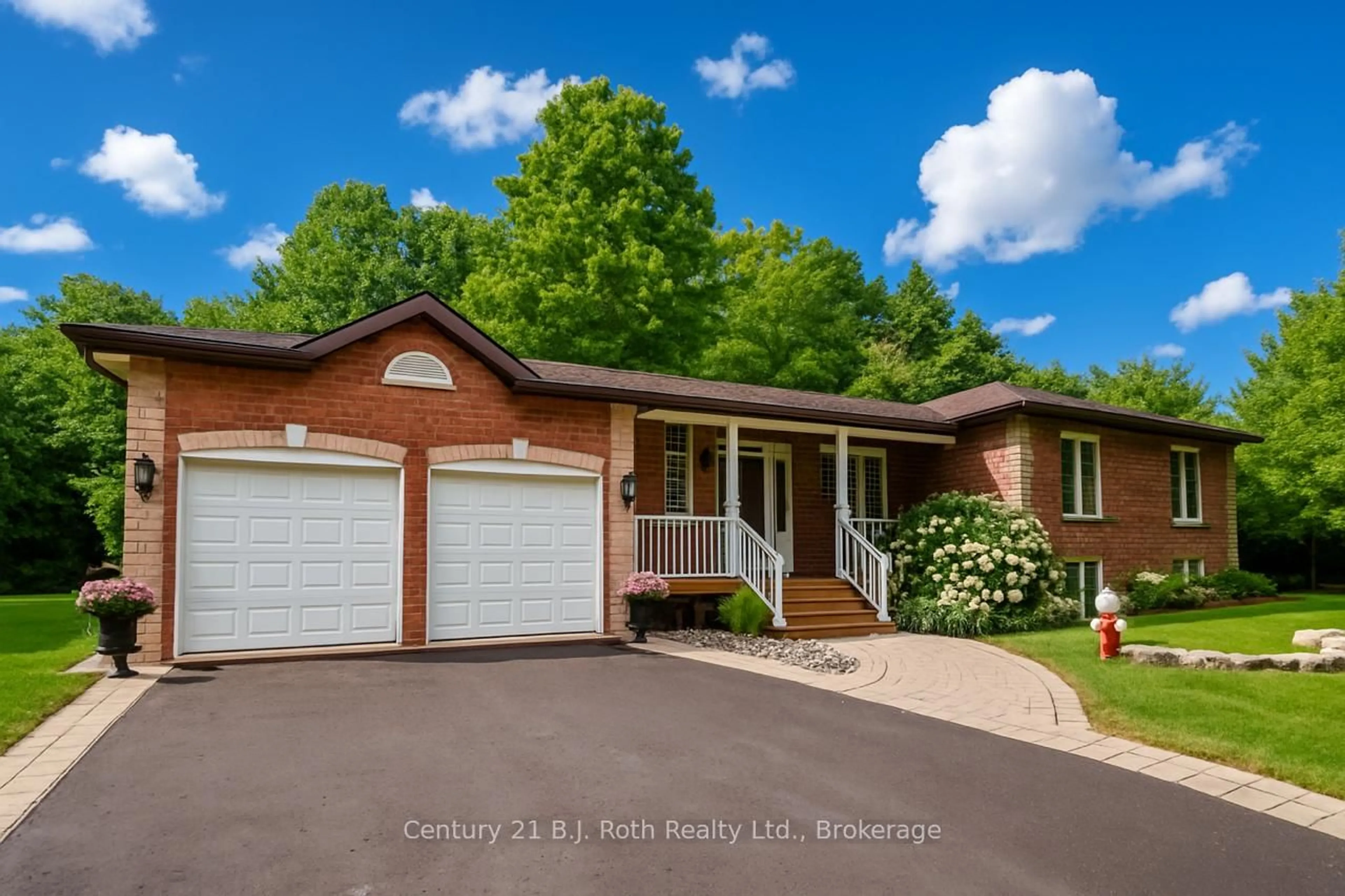 Home with brick exterior material, water/lake/river/ocean view for 1 Blackcomb Dr, Oro-Medonte Ontario L0K 1E0
