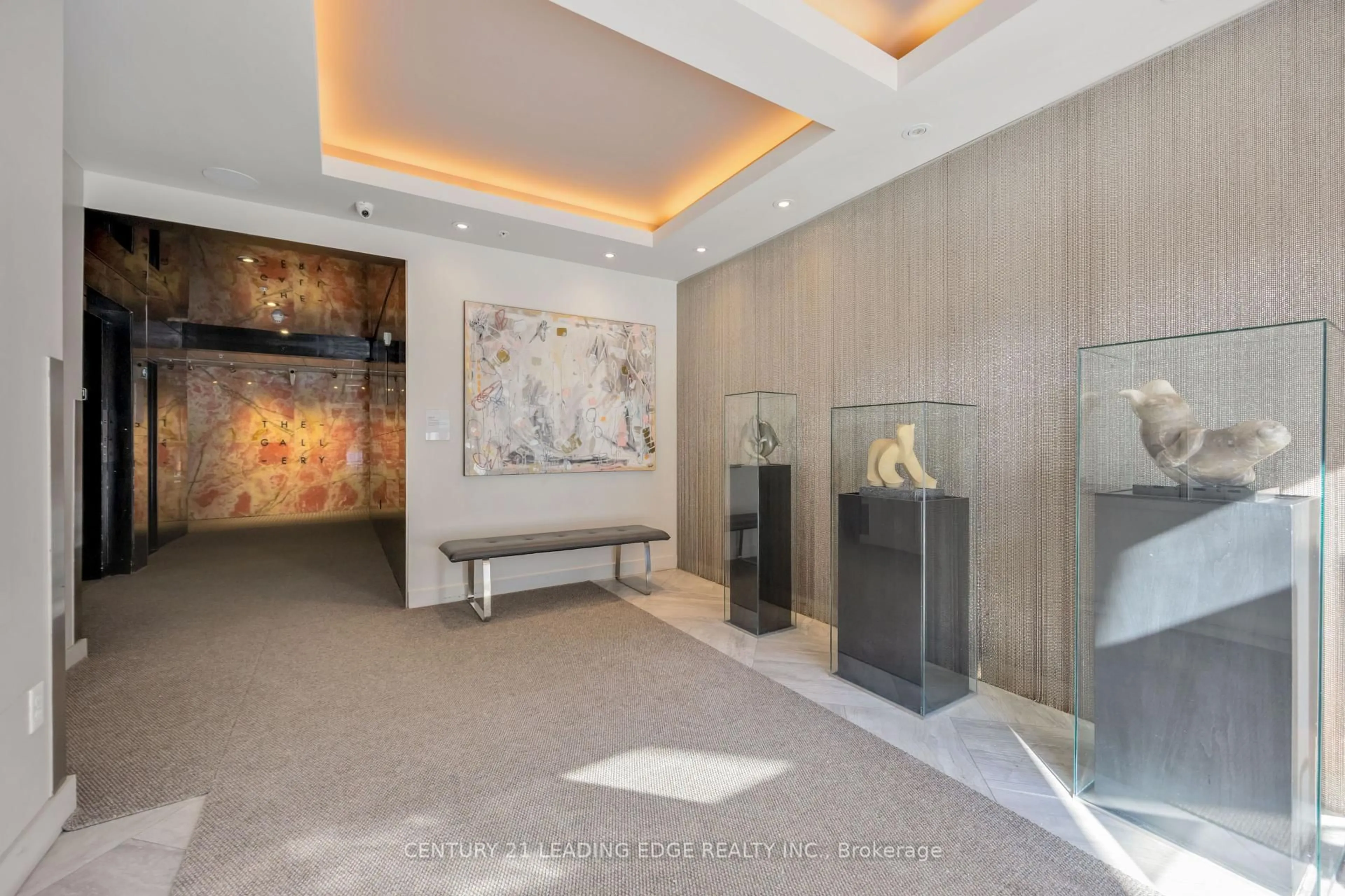 Indoor foyer for 300 ESSA RD #209, Barrie Ontario L9J 0B9