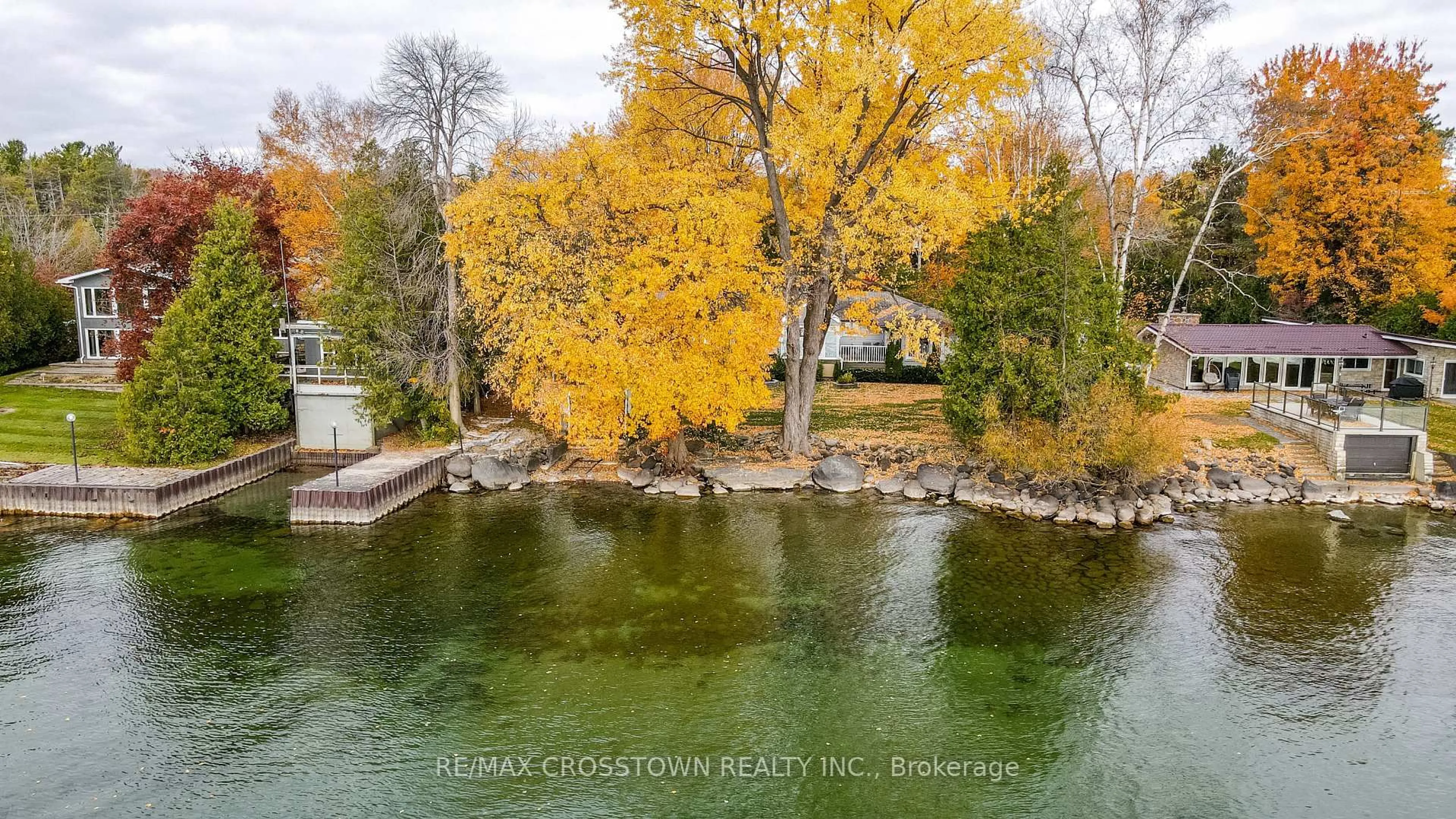 A pic from outside/outdoor area/front of a property/back of a property/a pic from drone, water/lake/river/ocean view for 155 Parkside Dr, Oro-Medonte Ontario L3V 0K2