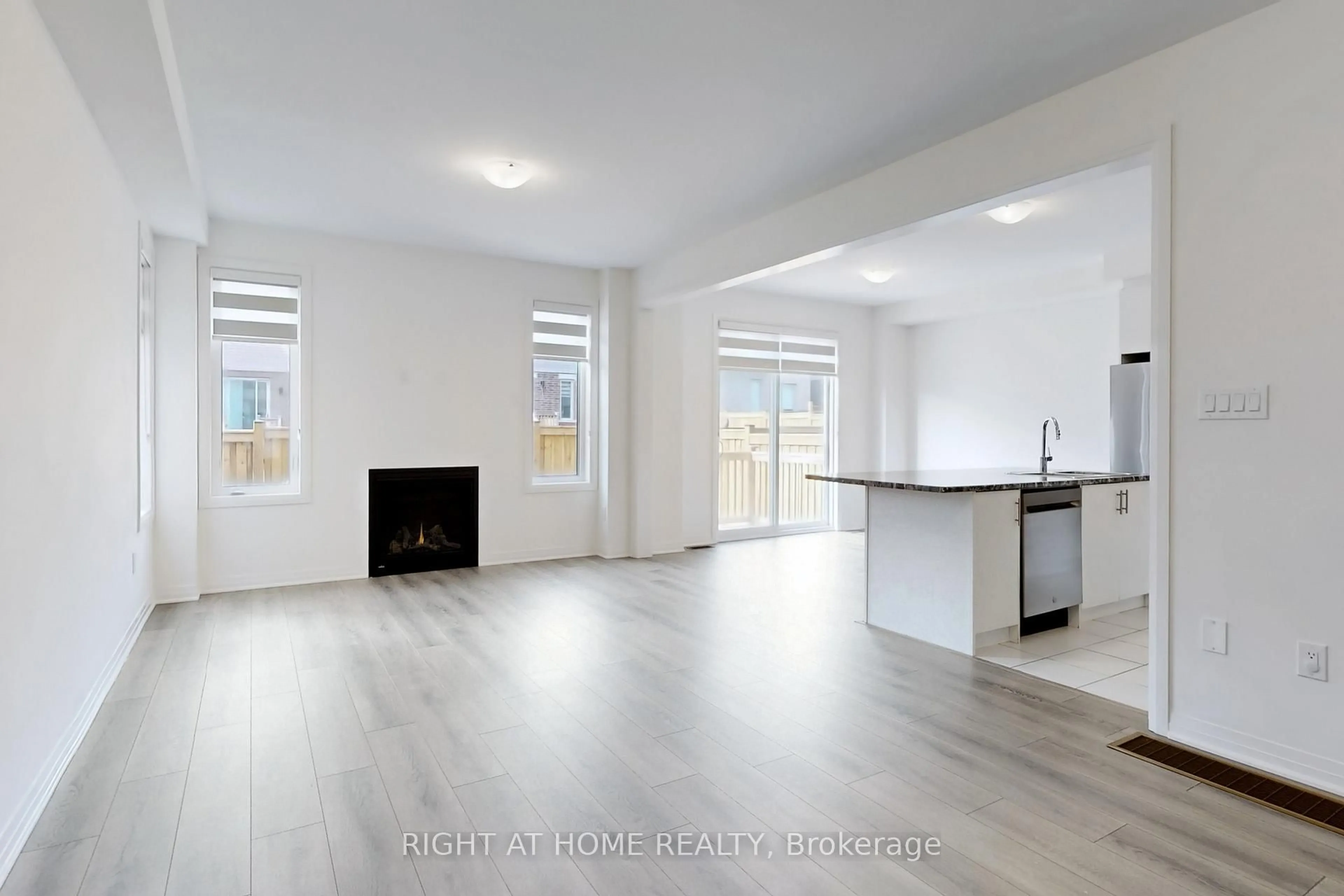 A pic of a room for 47 Shepherd Dr, Barrie Ontario L9J 0K4