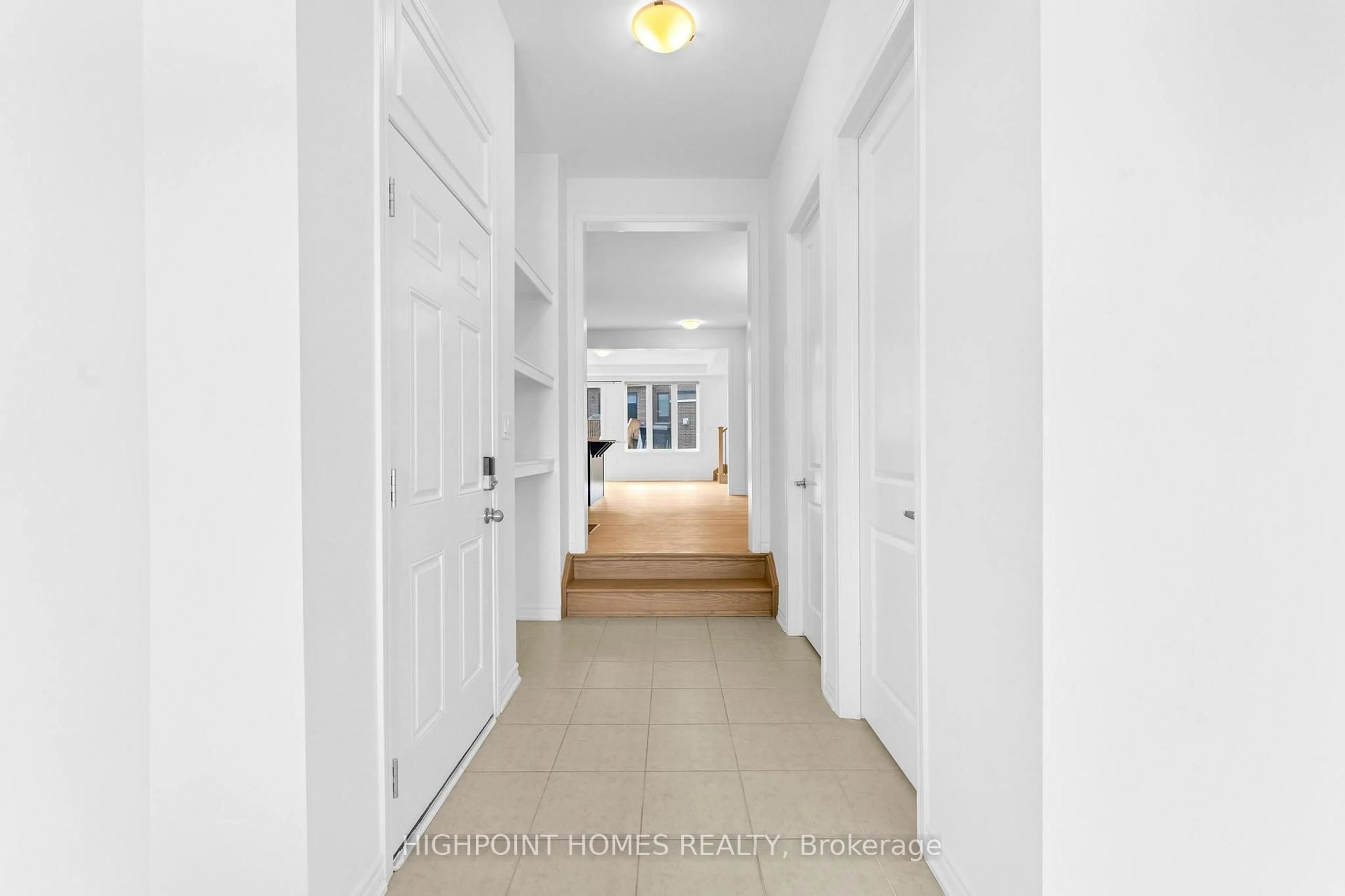 Indoor foyer for 394 Madelaine Dr, Barrie Ontario L9J 0Y5