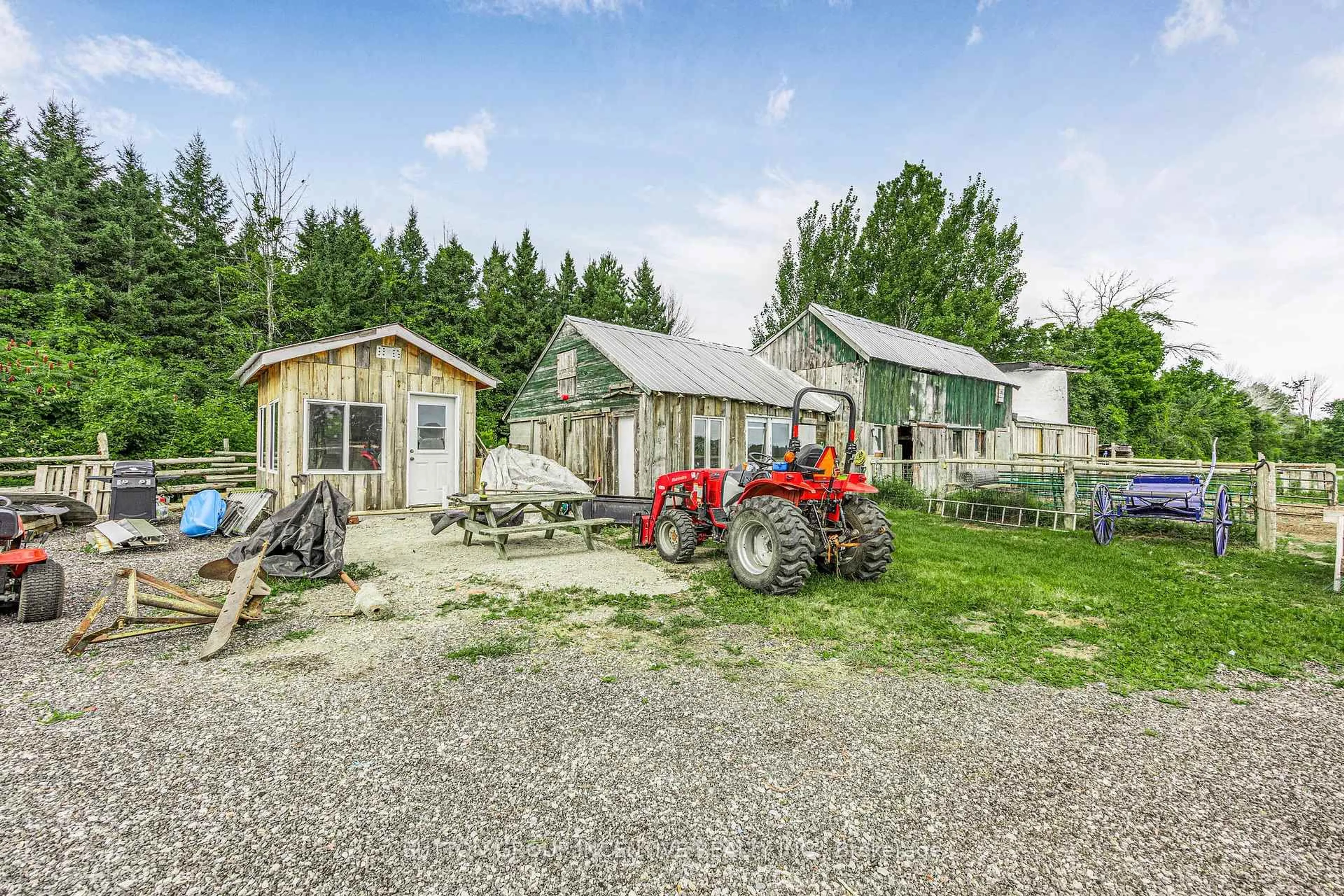 Shed for 665 4 Line, Oro-Medonte Ontario L0L 2L0