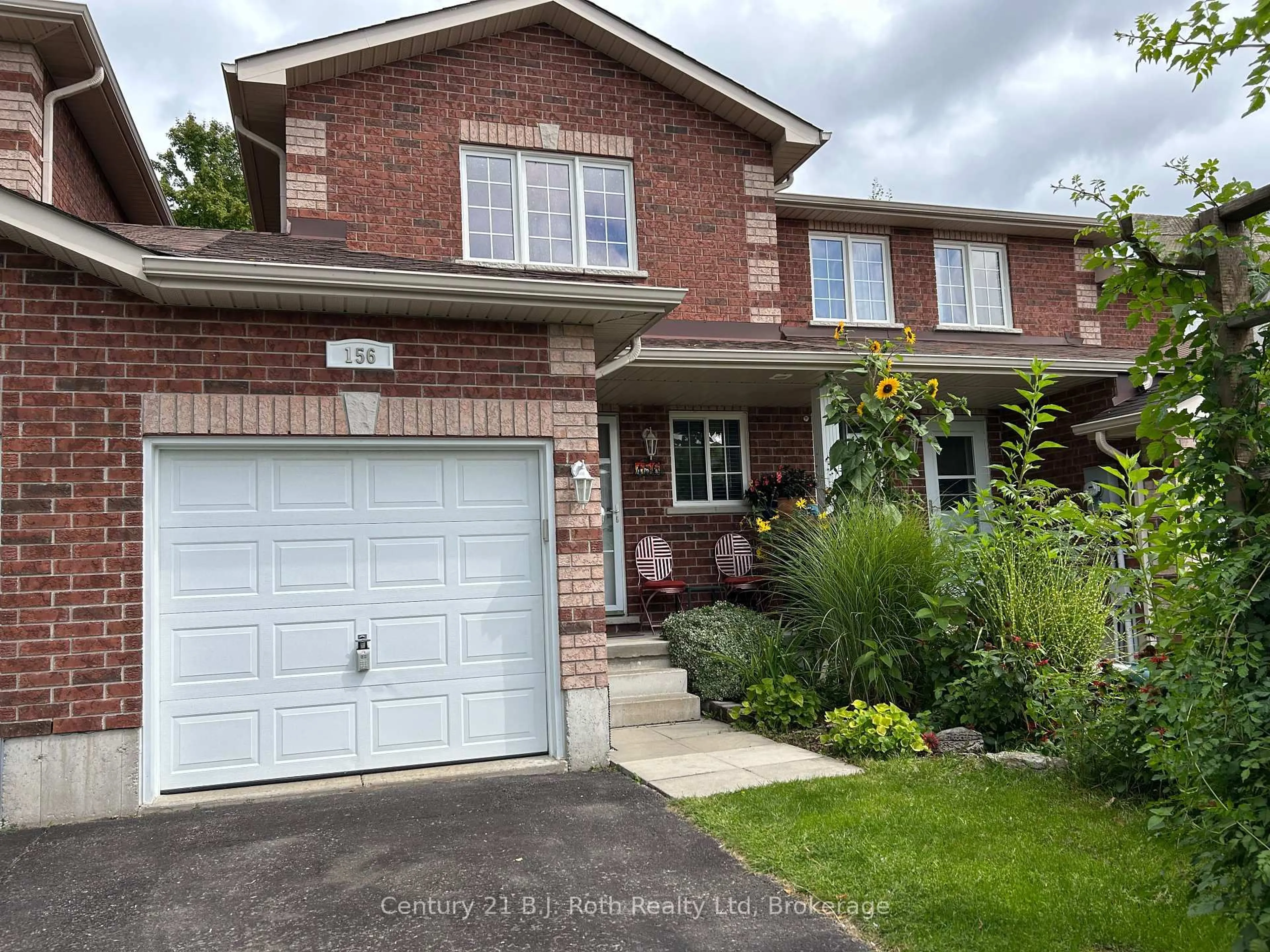 Home with brick exterior material, street for 156 Southwinds Cres, Midland Ontario L4R 0A3