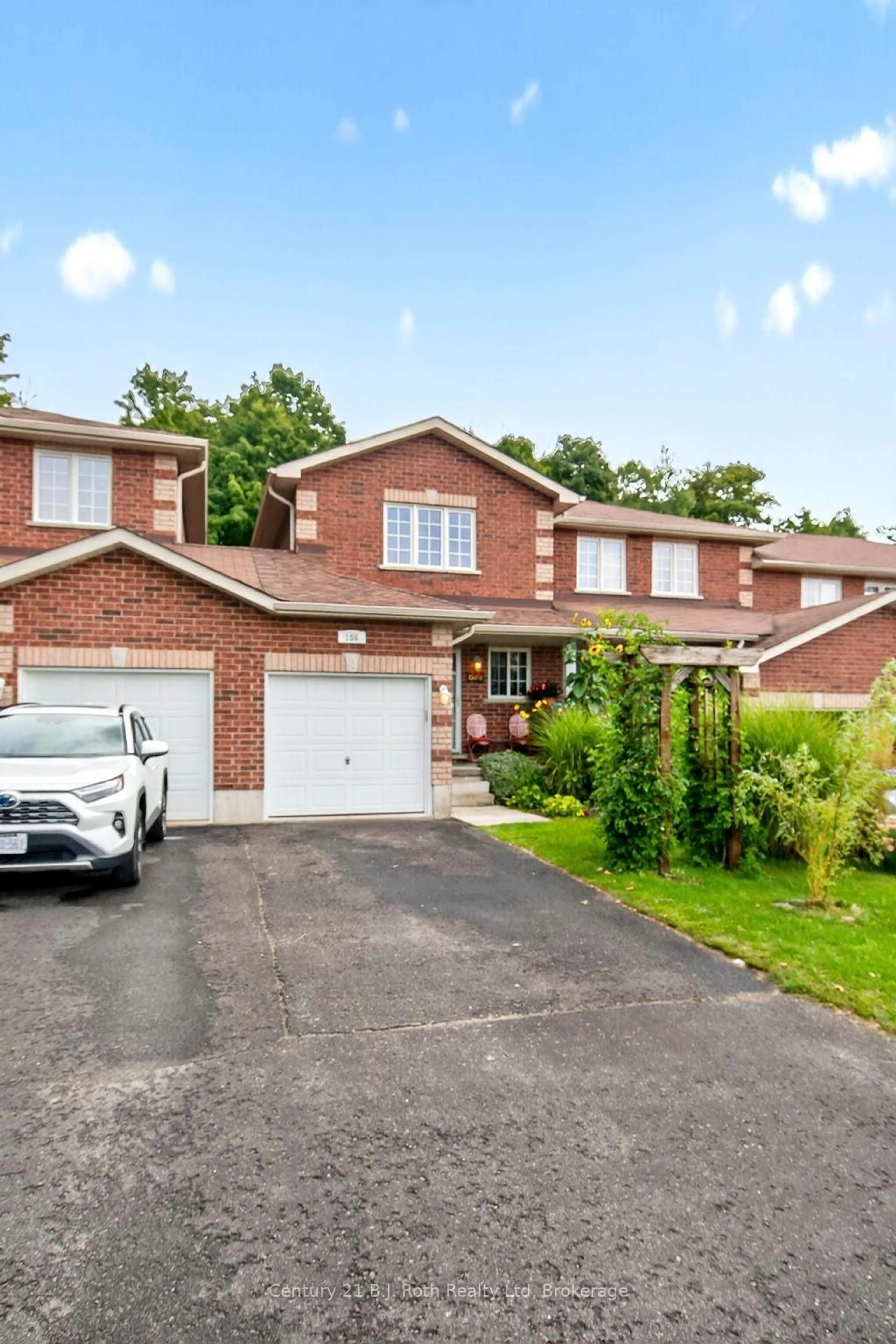 Home with brick exterior material, street for 156 Southwinds Cres, Midland Ontario L4R 0A3